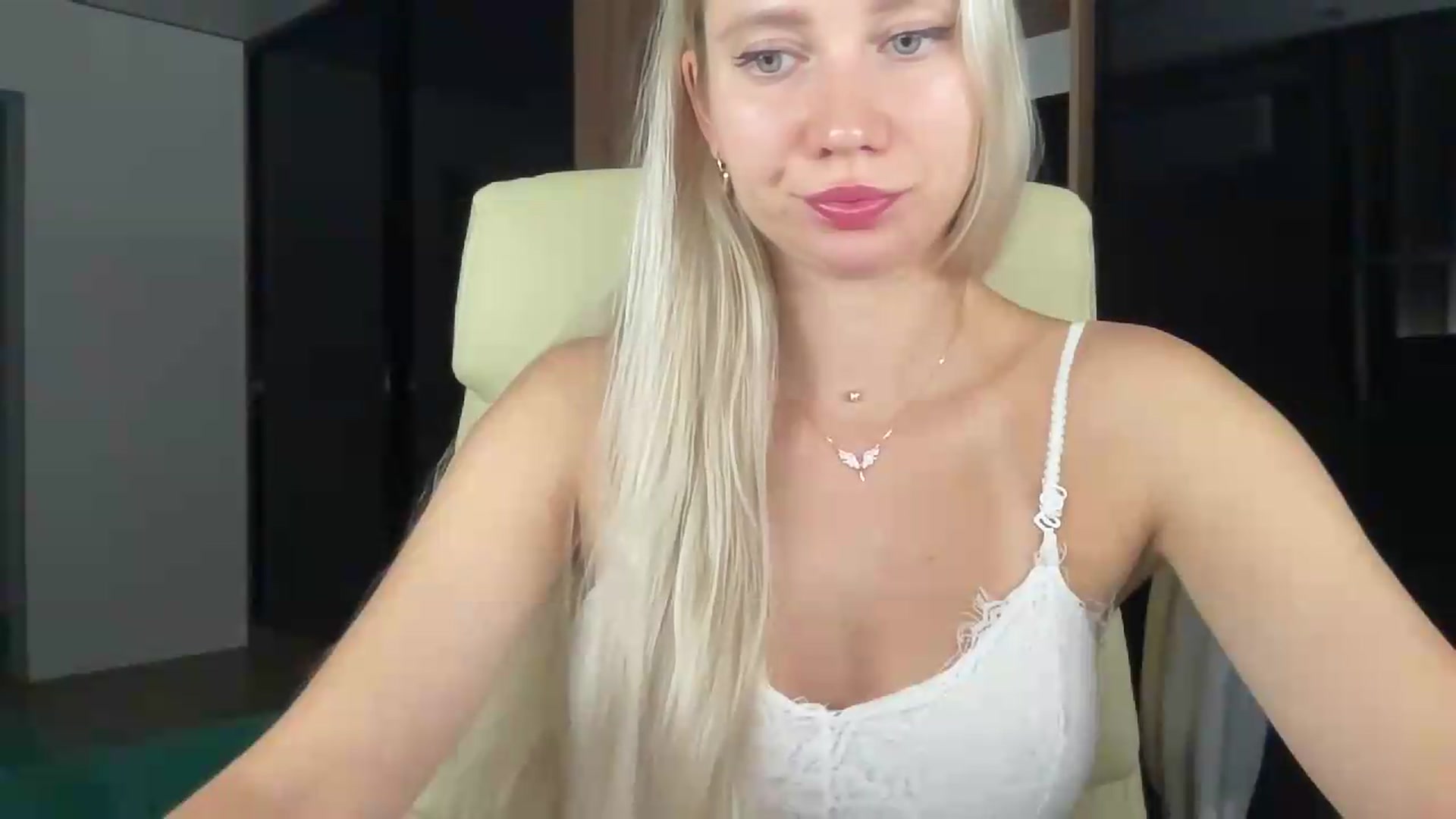 Gallery image thumbnail from Miss_Sylvia's myfreecams stream on, 08/22/2026, 17:17 image 15 of 20