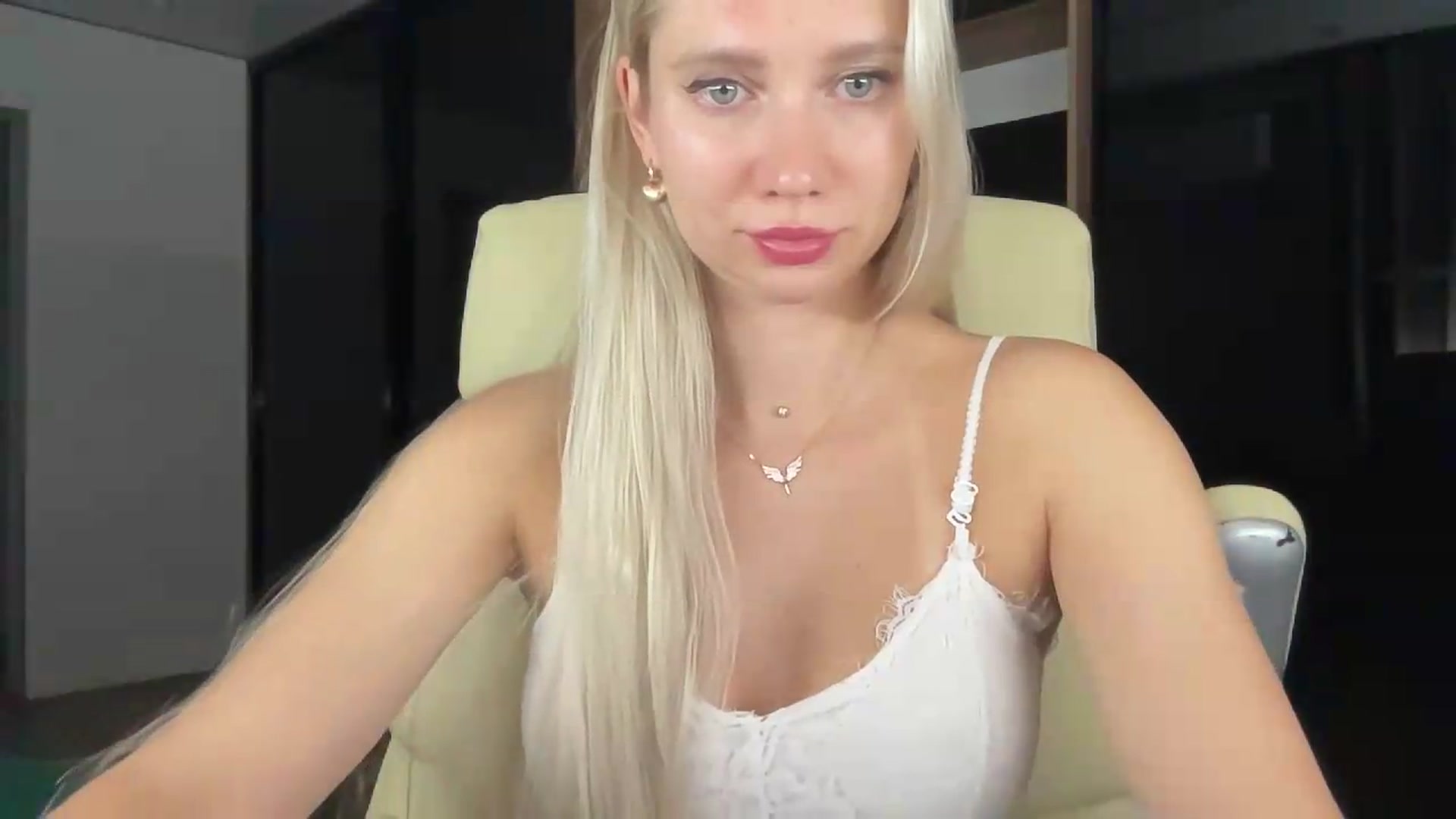 Gallery image thumbnail from Miss_Sylvia's myfreecams stream on, 08/22/2026, 17:17 image 19 of 20
