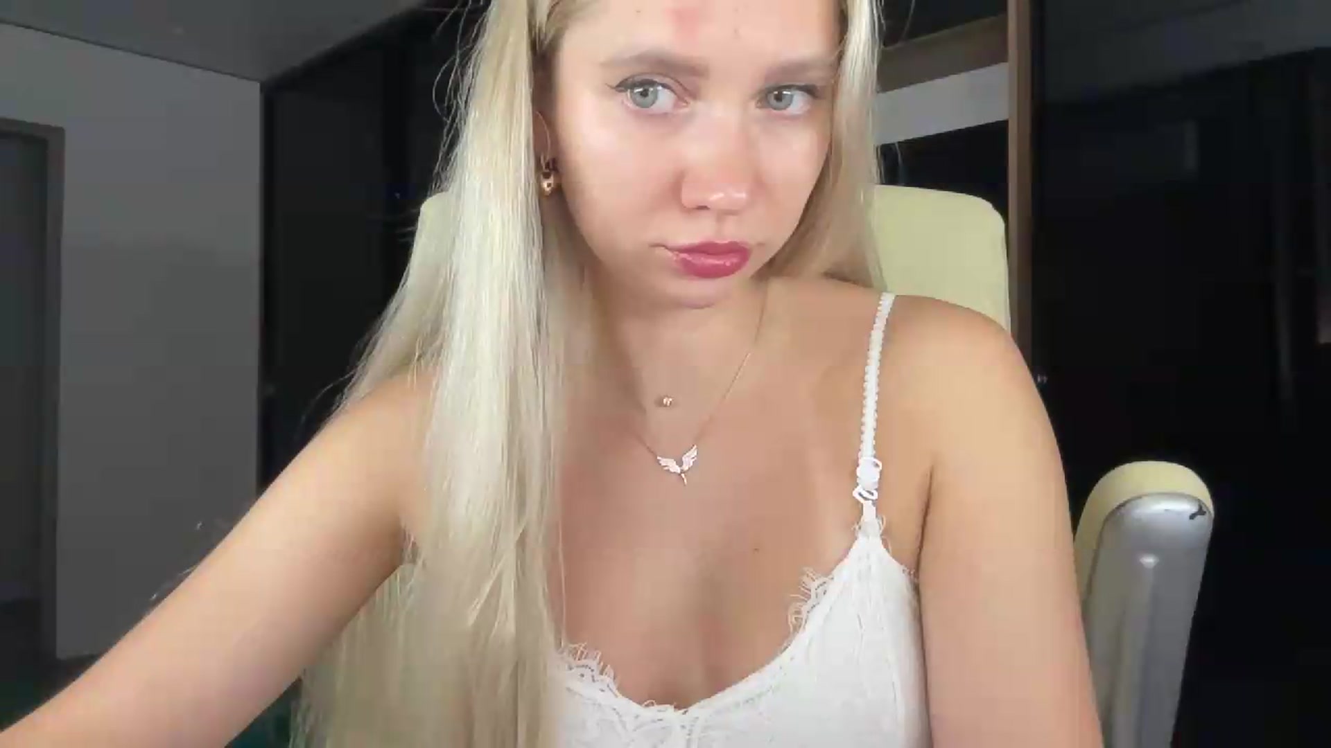 Gallery image thumbnail from Miss_Sylvia's myfreecams stream on, 08/22/2026, 17:17 image 6 of 20