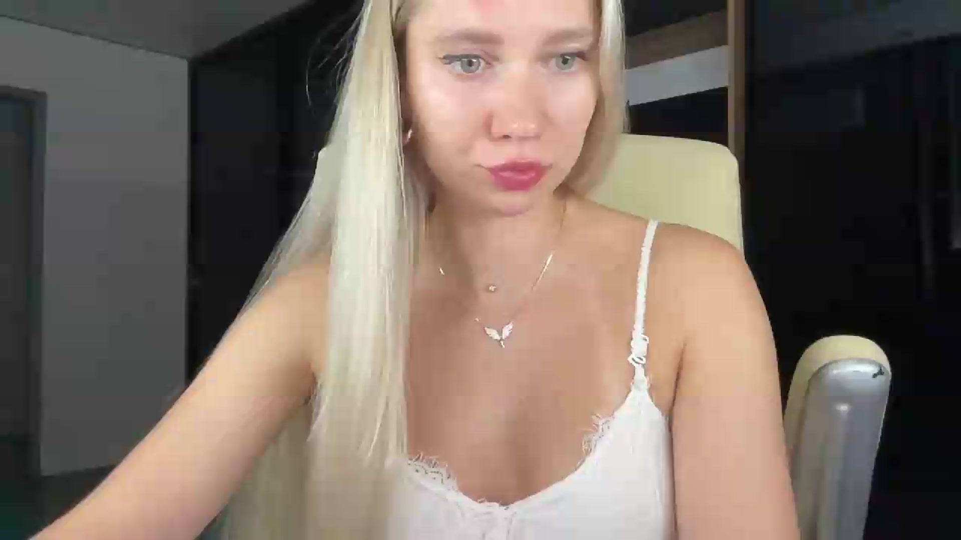 Gallery image thumbnail from Miss_Sylvia's myfreecams stream on, 08/22/2026, 17:17 image 9 of 20