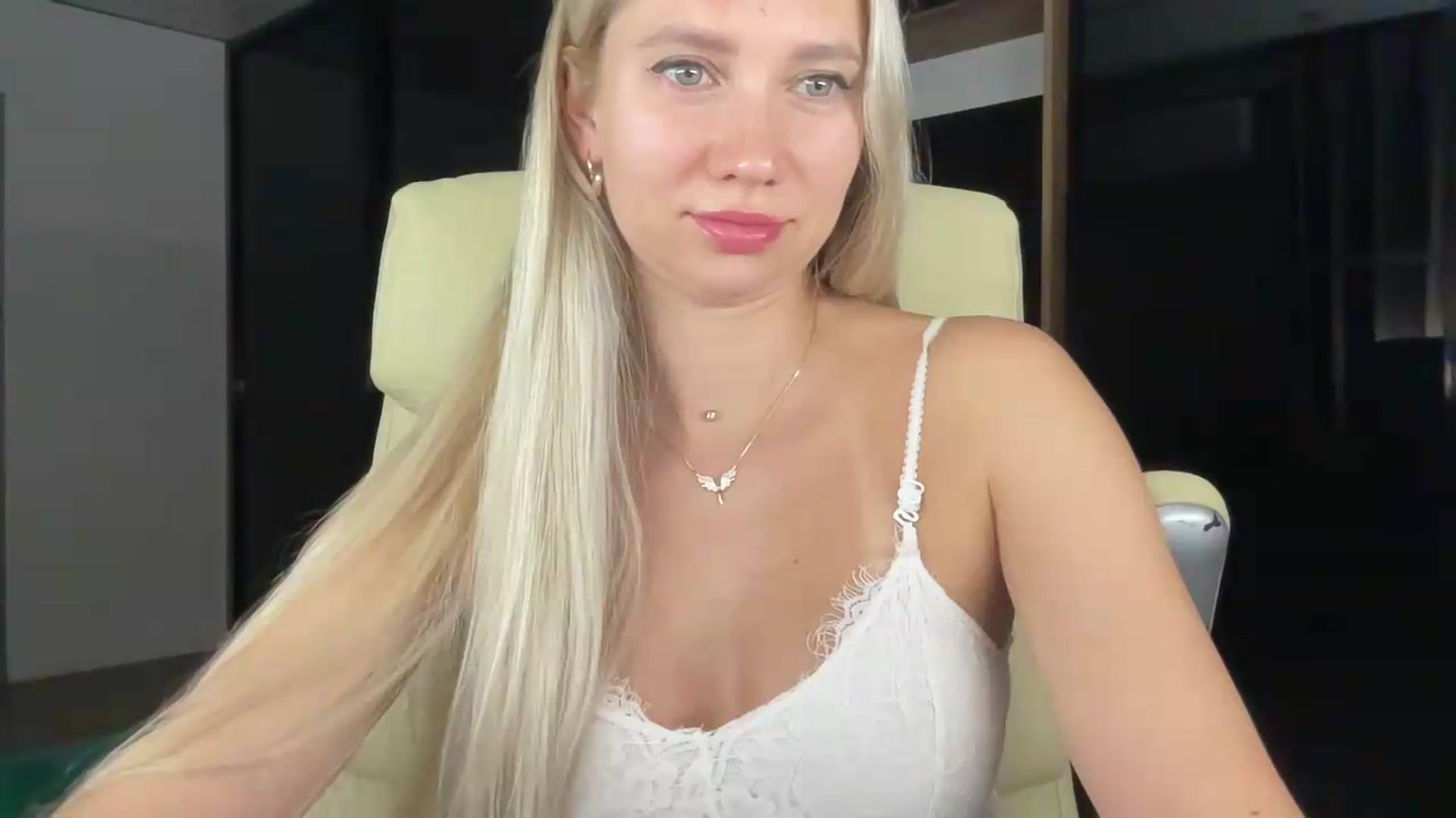 Gallery image thumbnail from Miss_Sylvia's myfreecams stream on, 08/22/2026, 18:20 image 18 of 20