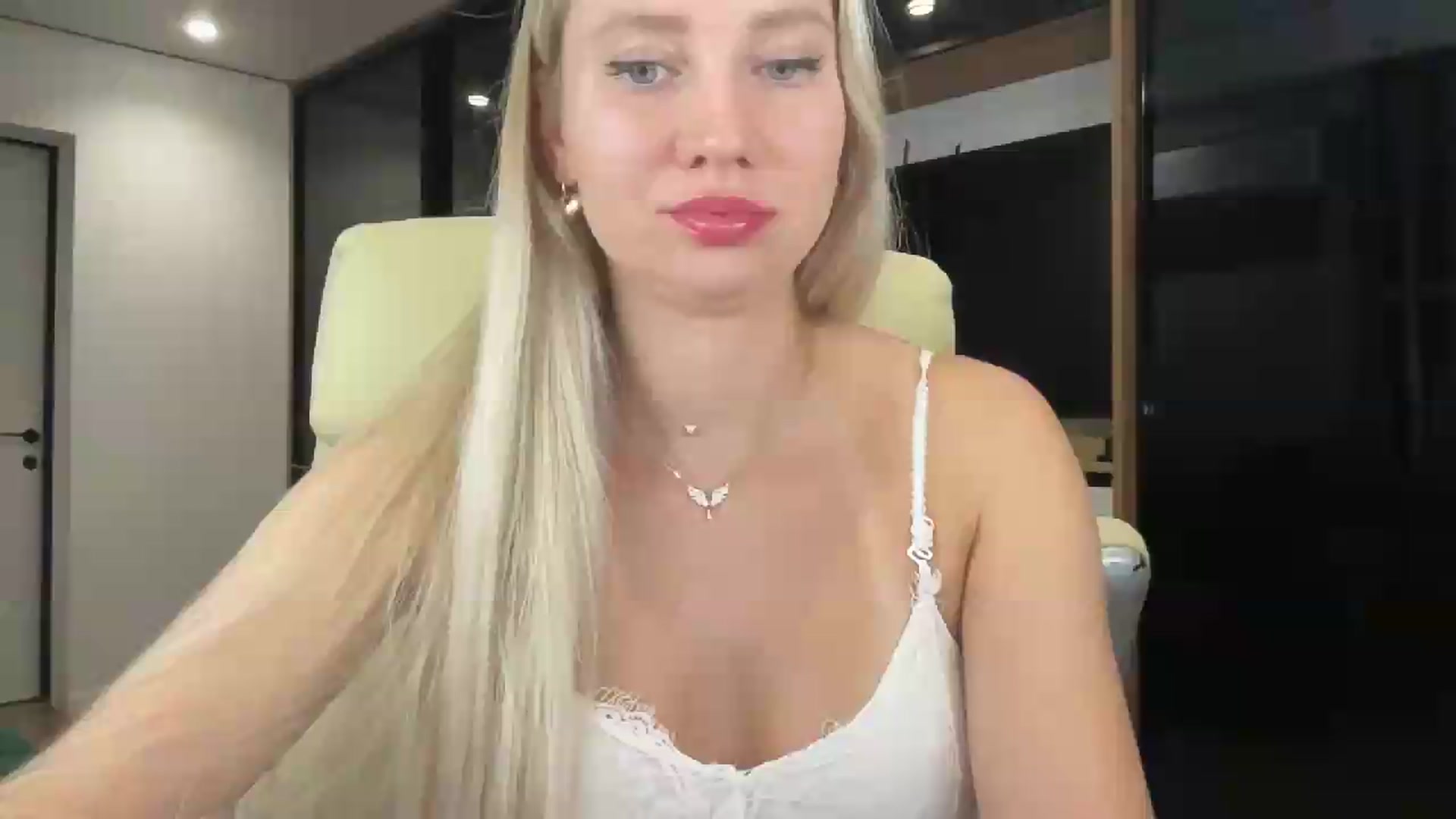Gallery image thumbnail from Miss_Sylvia's myfreecams stream on, 08/22/2026, 22:10 image 1 of 20