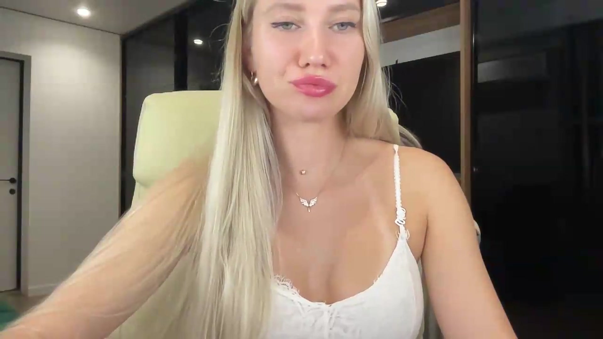 Gallery image thumbnail from Miss_Sylvia's myfreecams stream on, 08/22/2026, 22:10 image 2 of 20