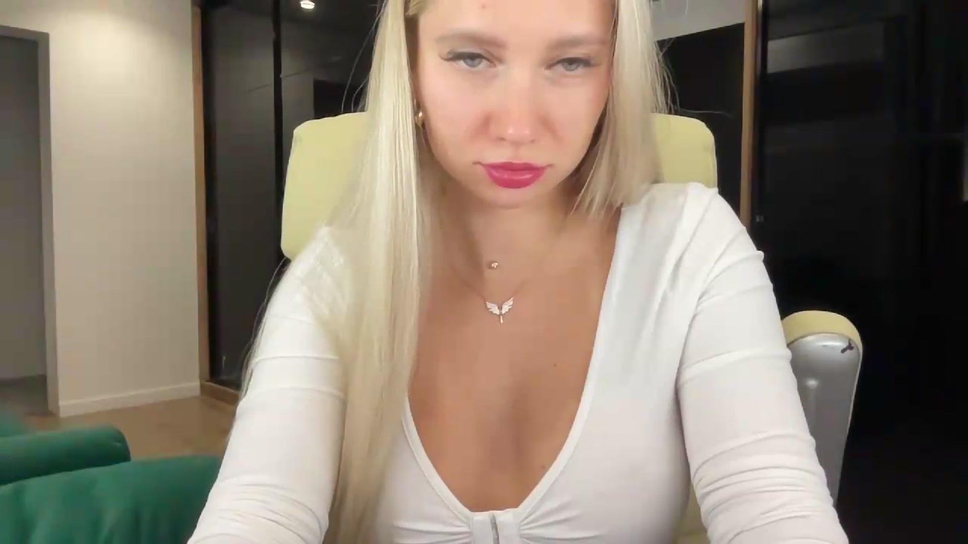 Gallery image thumbnail from Miss_Sylvia's myfreecams stream on, 08/25/2026, 21:44 image 6 of 20