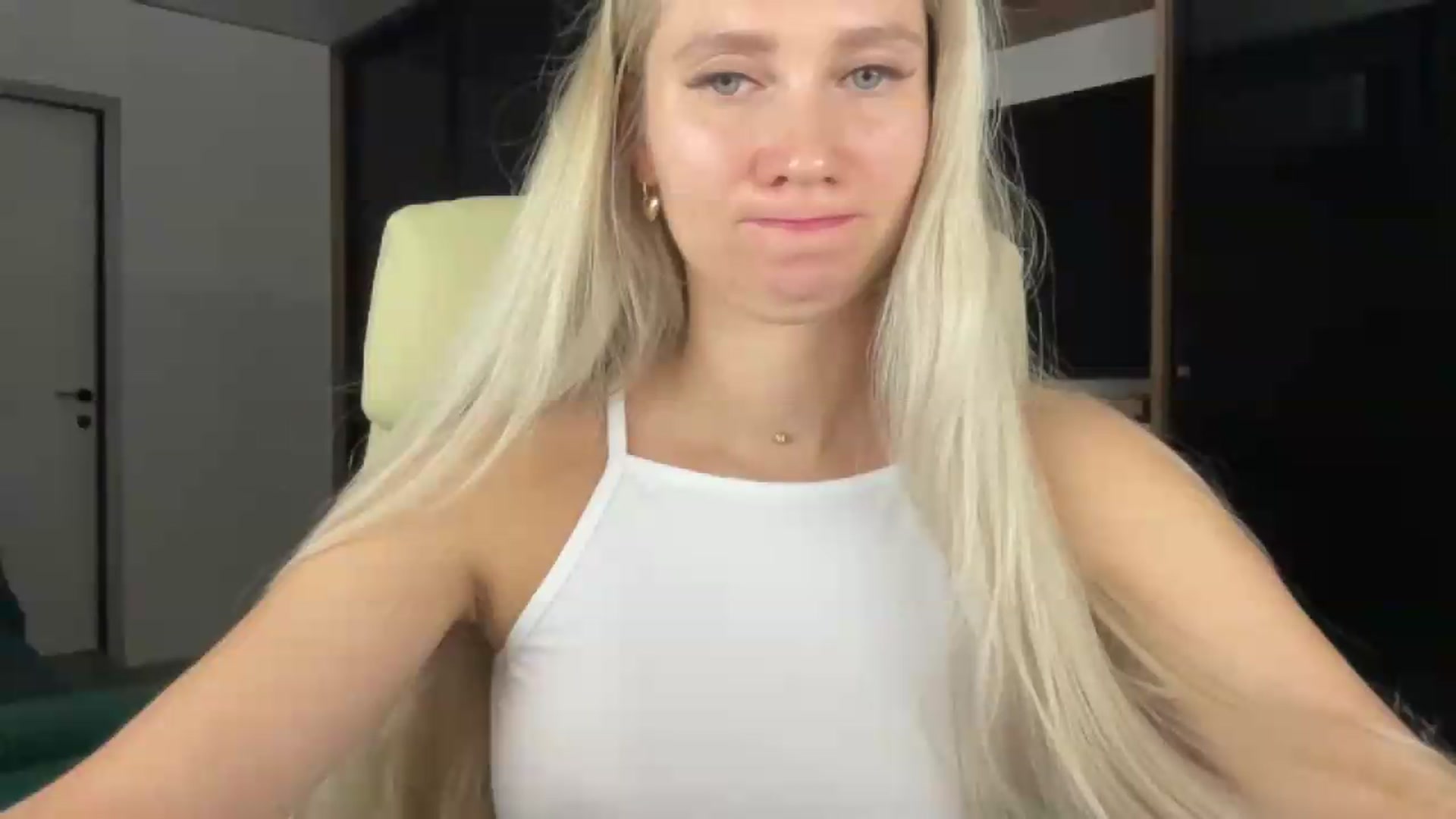 Gallery image thumbnail from Miss_Sylvia's myfreecams stream on, 08/26/2026, 18:09 image 20 of 20