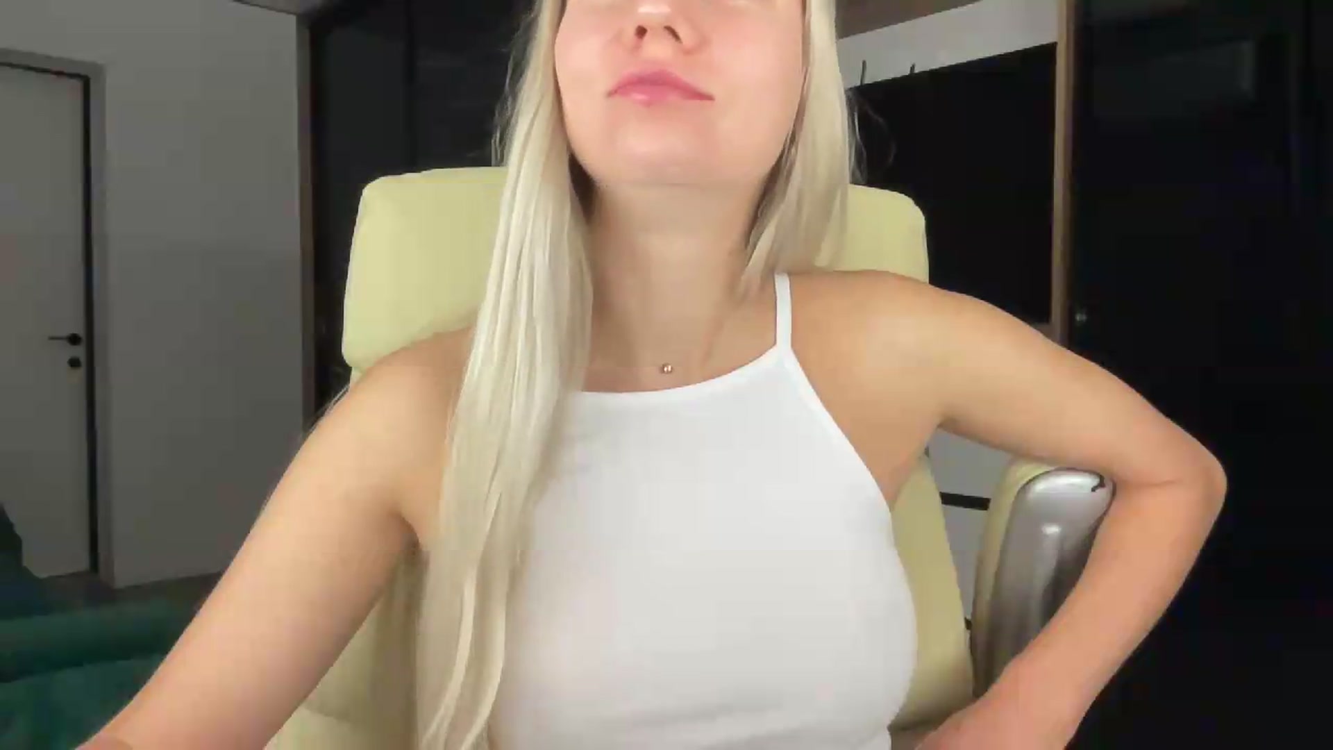 Gallery image thumbnail from Miss_Sylvia's myfreecams stream on, 08/26/2026, 19:46 image 5 of 20