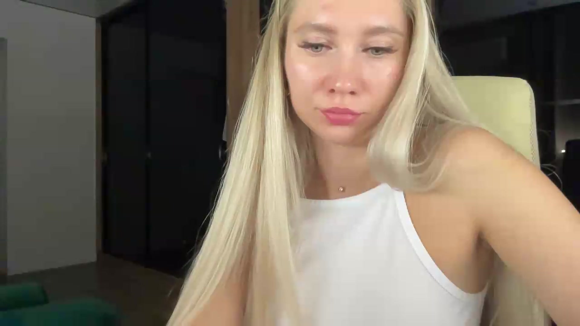 Gallery image thumbnail from Miss_Sylvia's myfreecams stream on, 08/26/2026, 20:27 image 6 of 20