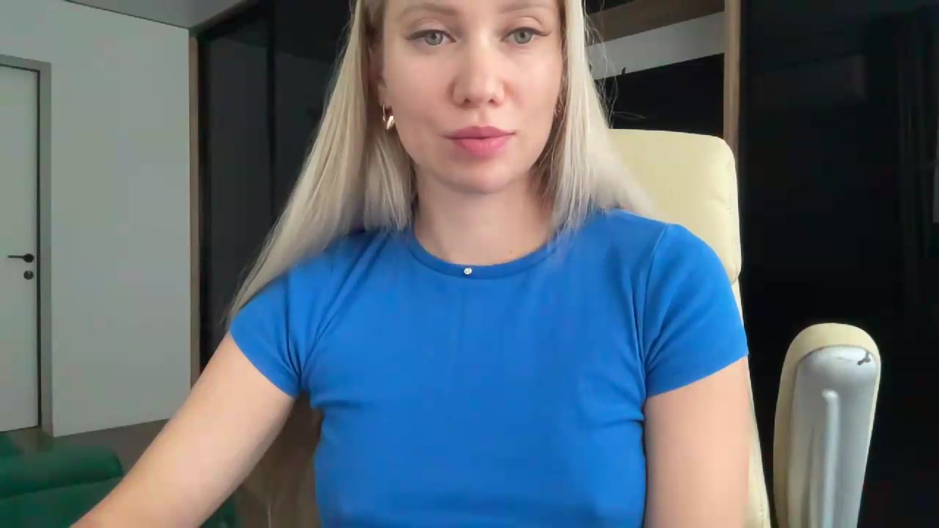 Gallery image thumbnail from Miss_Sylvia's myfreecams stream on, 08/27/2026, 16:19 image 5 of 20
