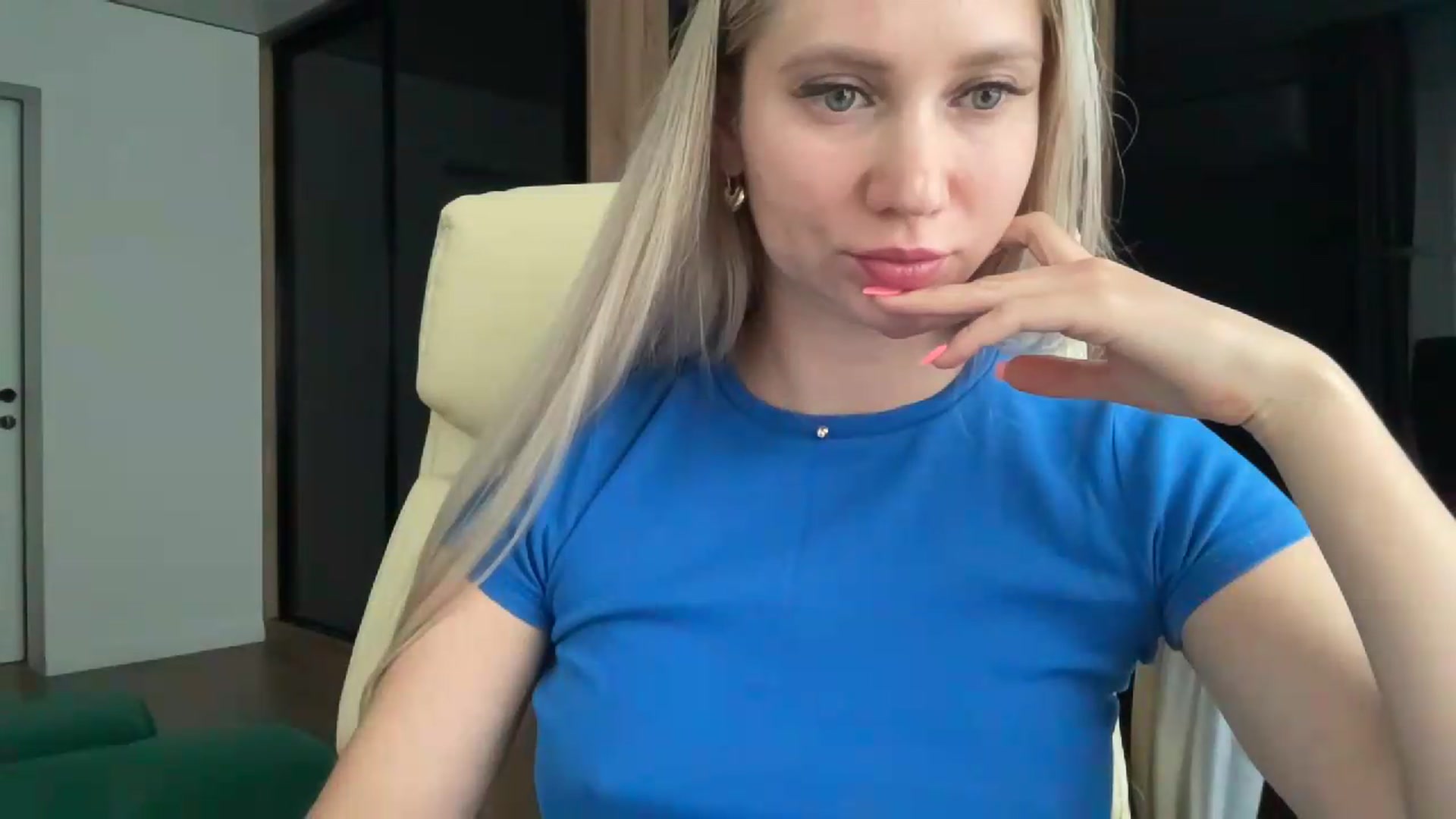 Gallery image thumbnail from Miss_Sylvia's myfreecams stream on, 08/27/2026, 16:19 image 13 of 20