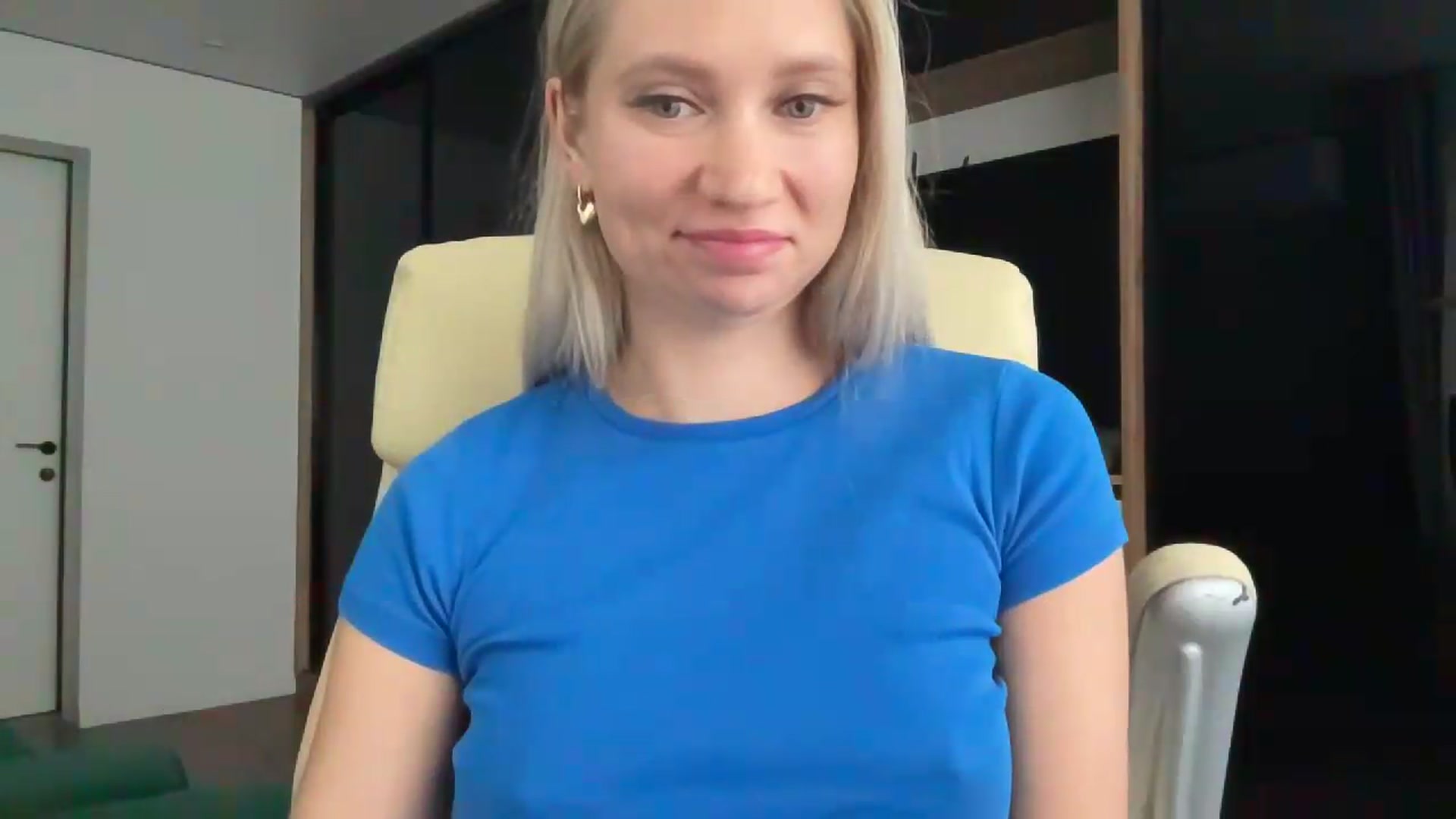Gallery image thumbnail from Miss_Sylvia's myfreecams stream on, 08/27/2026, 16:19 image 2 of 20