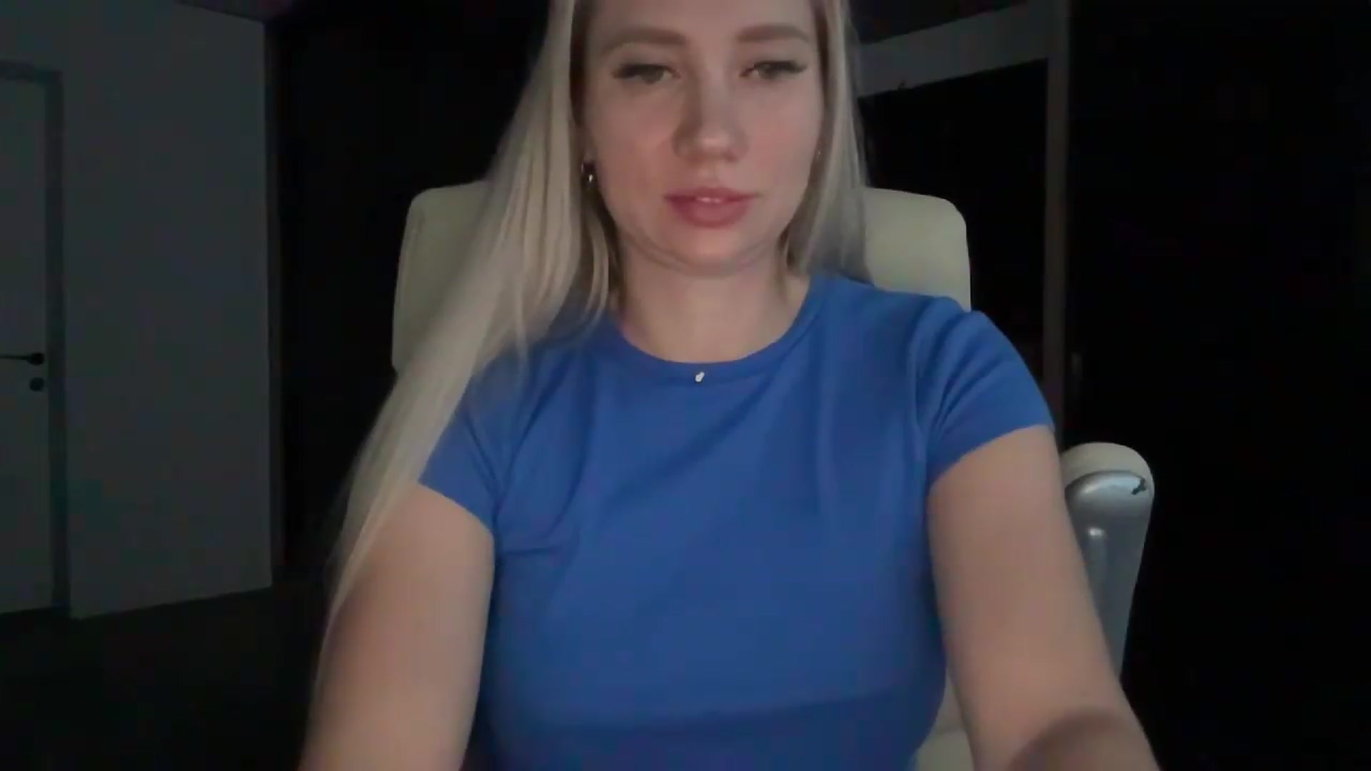 Gallery image thumbnail from Miss_Sylvia's myfreecams stream on, 08/27/2026, 17:11 image 5 of 20