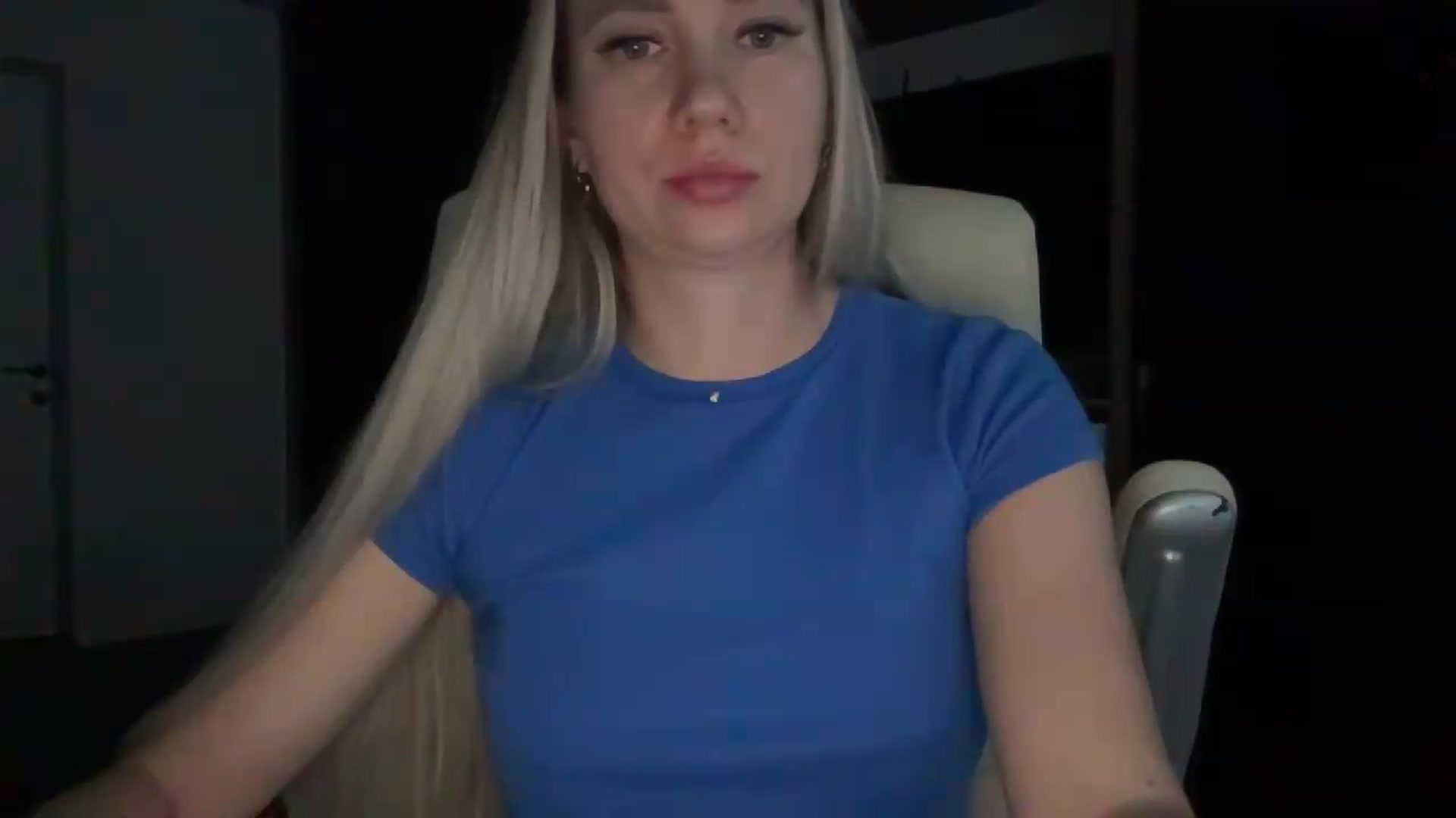 Gallery image thumbnail from Miss_Sylvia's myfreecams stream on, 08/27/2026, 17:11 image 10 of 20