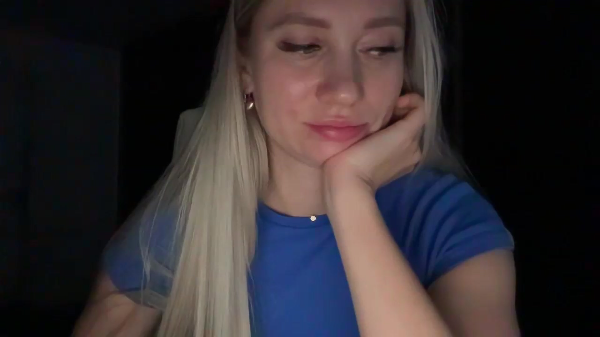 Gallery image thumbnail from Miss_Sylvia's myfreecams stream on, 08/27/2026, 17:11 image 18 of 20