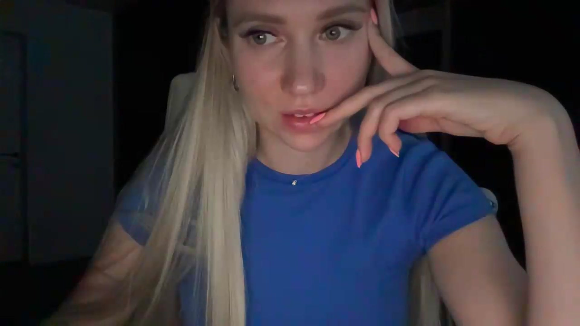 Gallery image thumbnail from Miss_Sylvia's myfreecams stream on, 08/27/2026, 17:11 image 13 of 20