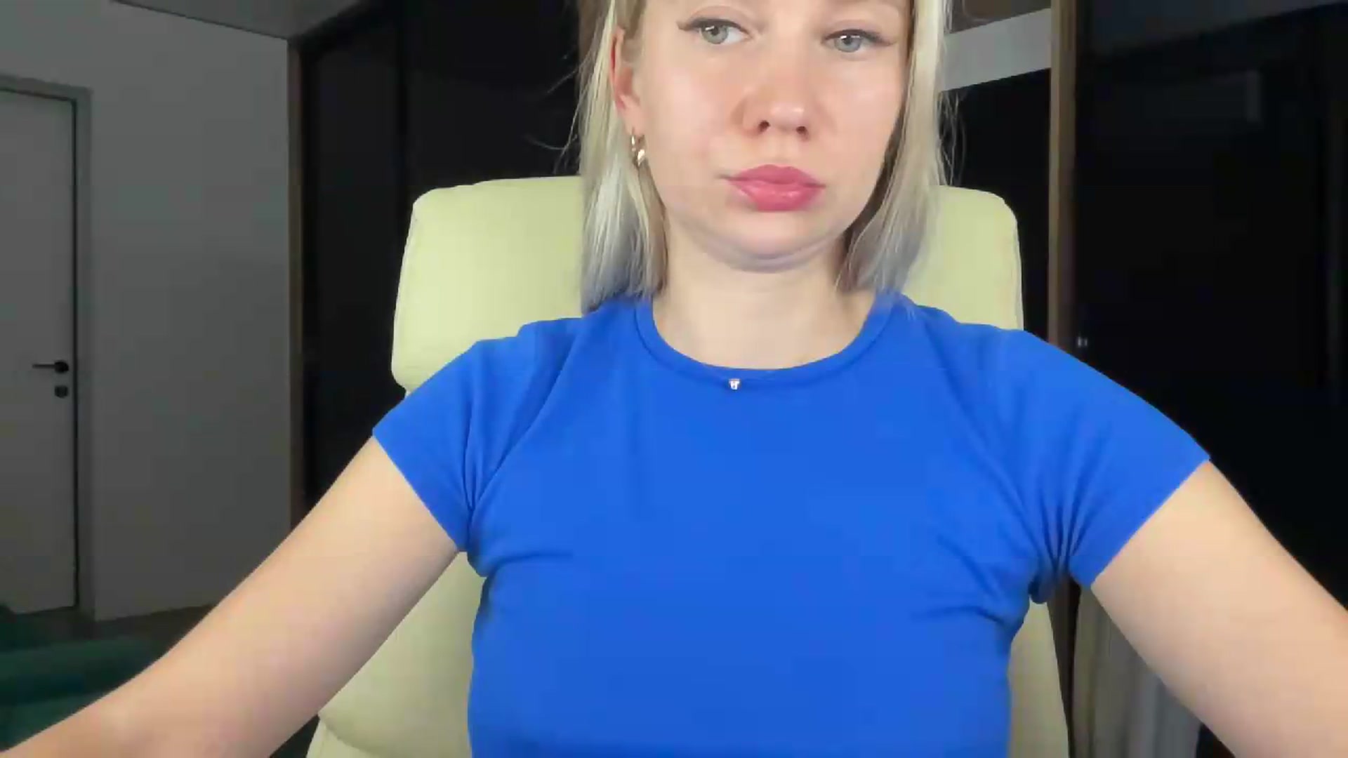 Gallery image thumbnail from Miss_Sylvia's myfreecams stream on, 08/27/2026, 20:32 image 9 of 20