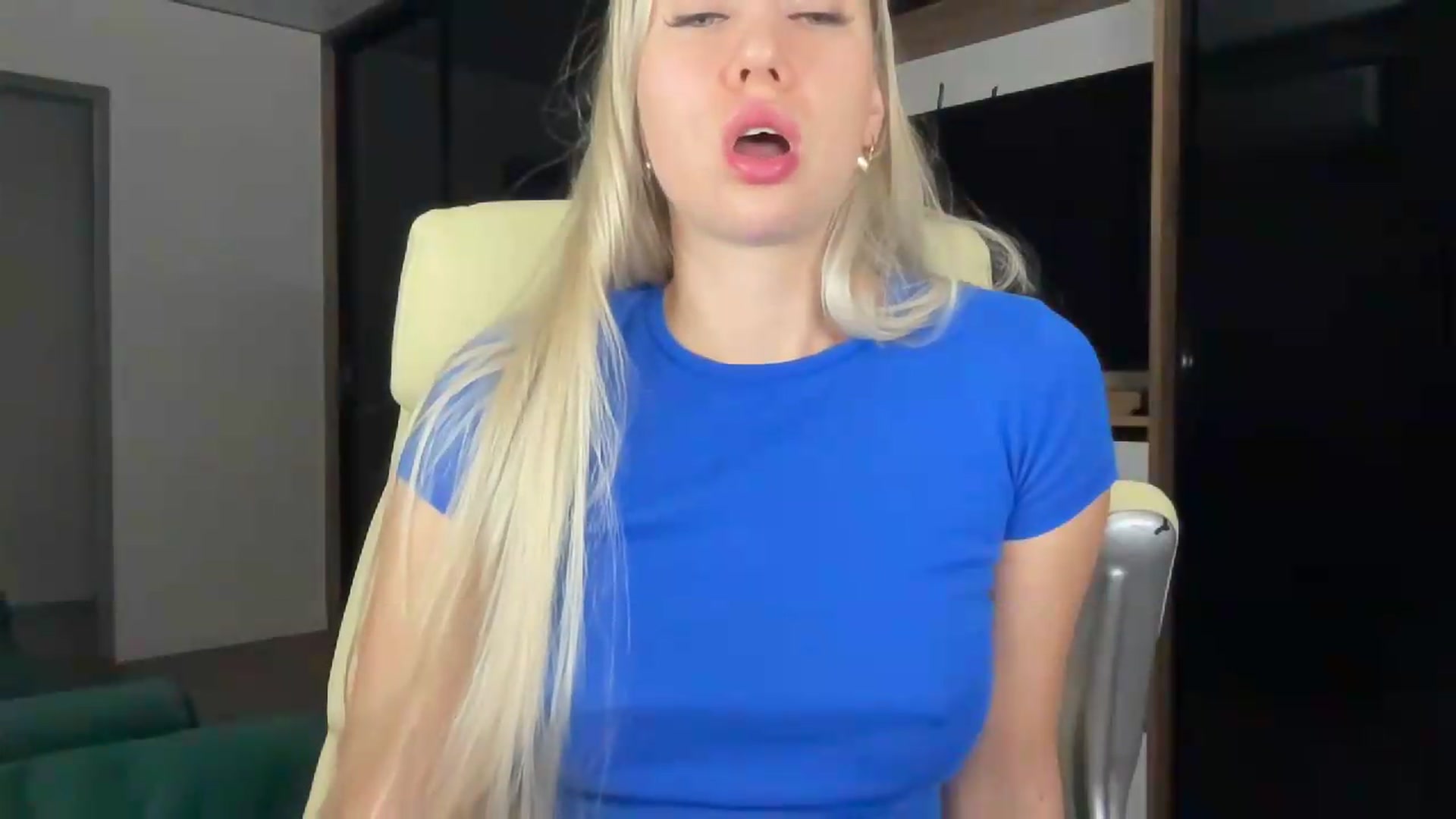Gallery image thumbnail from Miss_Sylvia's myfreecams stream on, 08/27/2026, 20:32 image 6 of 20