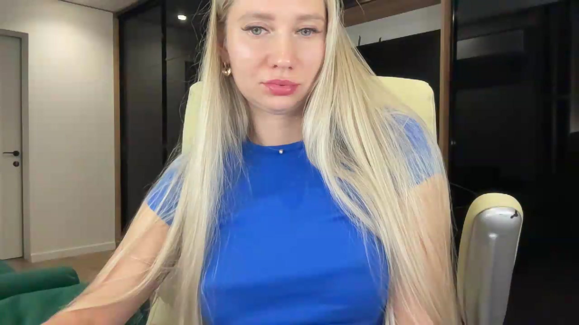 Gallery image thumbnail from Miss_Sylvia's myfreecams stream on, 08/27/2026, 23:03 image 8 of 20