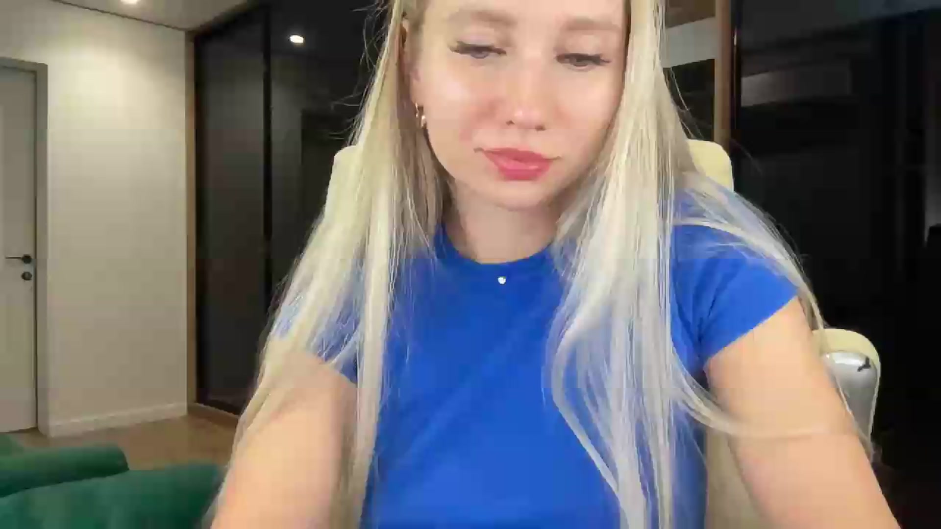 Gallery image thumbnail from Miss_Sylvia's myfreecams stream on, 08/27/2026, 23:03 image 1 of 20