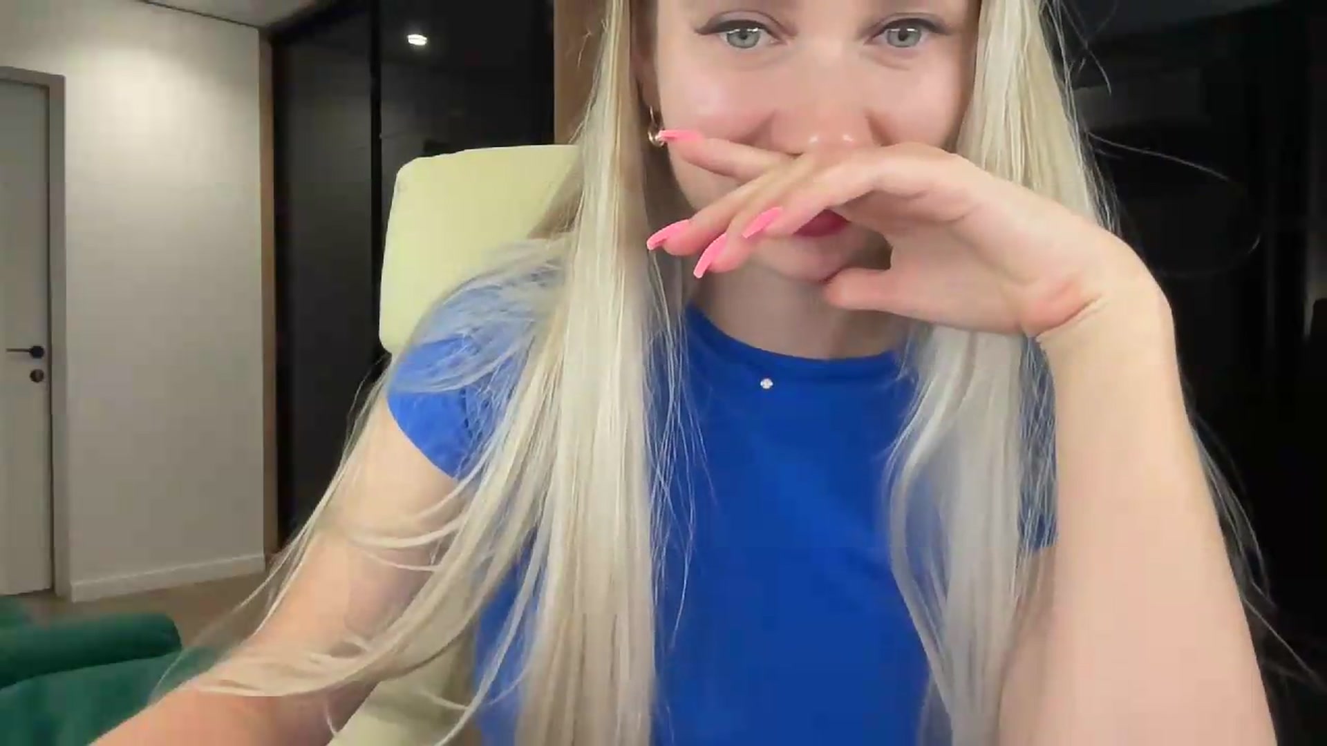 Gallery image thumbnail from Miss_Sylvia's myfreecams stream on, 08/27/2026, 23:03 image 7 of 20