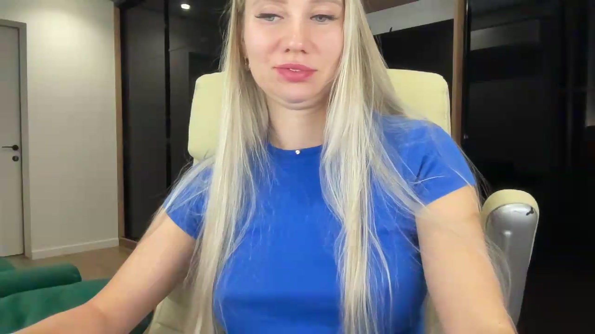 Gallery image thumbnail from Miss_Sylvia's myfreecams stream on, 08/27/2026, 23:03 image 11 of 20