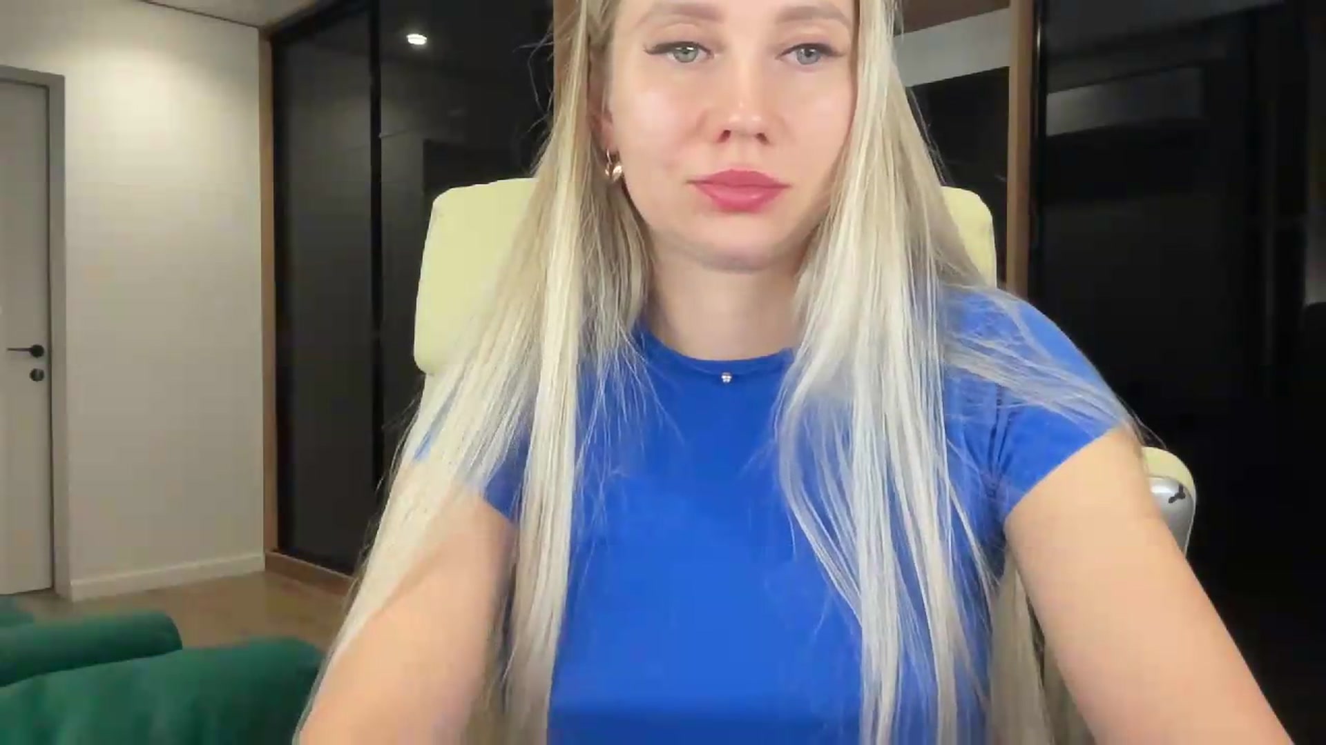 Gallery image thumbnail from Miss_Sylvia's myfreecams stream on, 08/27/2026, 23:03 image 6 of 20