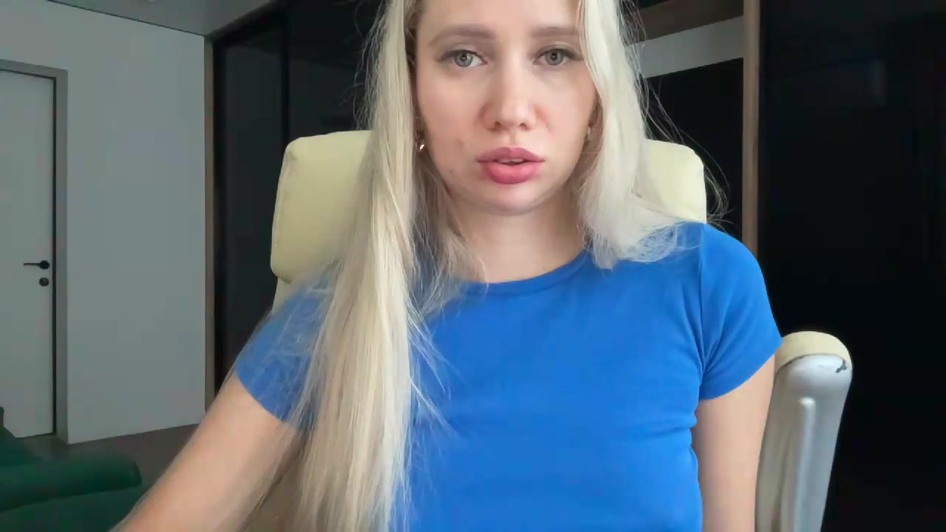Gallery image thumbnail from Miss_Sylvia's myfreecams stream on, 08/29/2026, 17:01 image 8 of 20