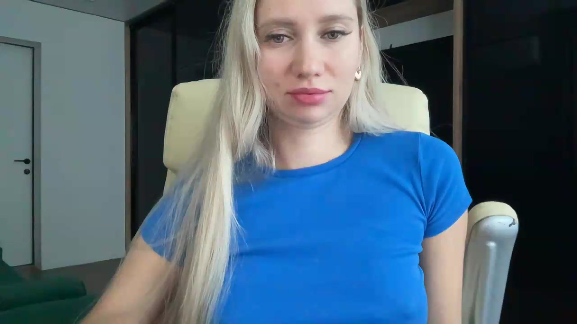 Gallery image thumbnail from Miss_Sylvia's myfreecams stream on, 08/29/2026, 17:01 image 5 of 20