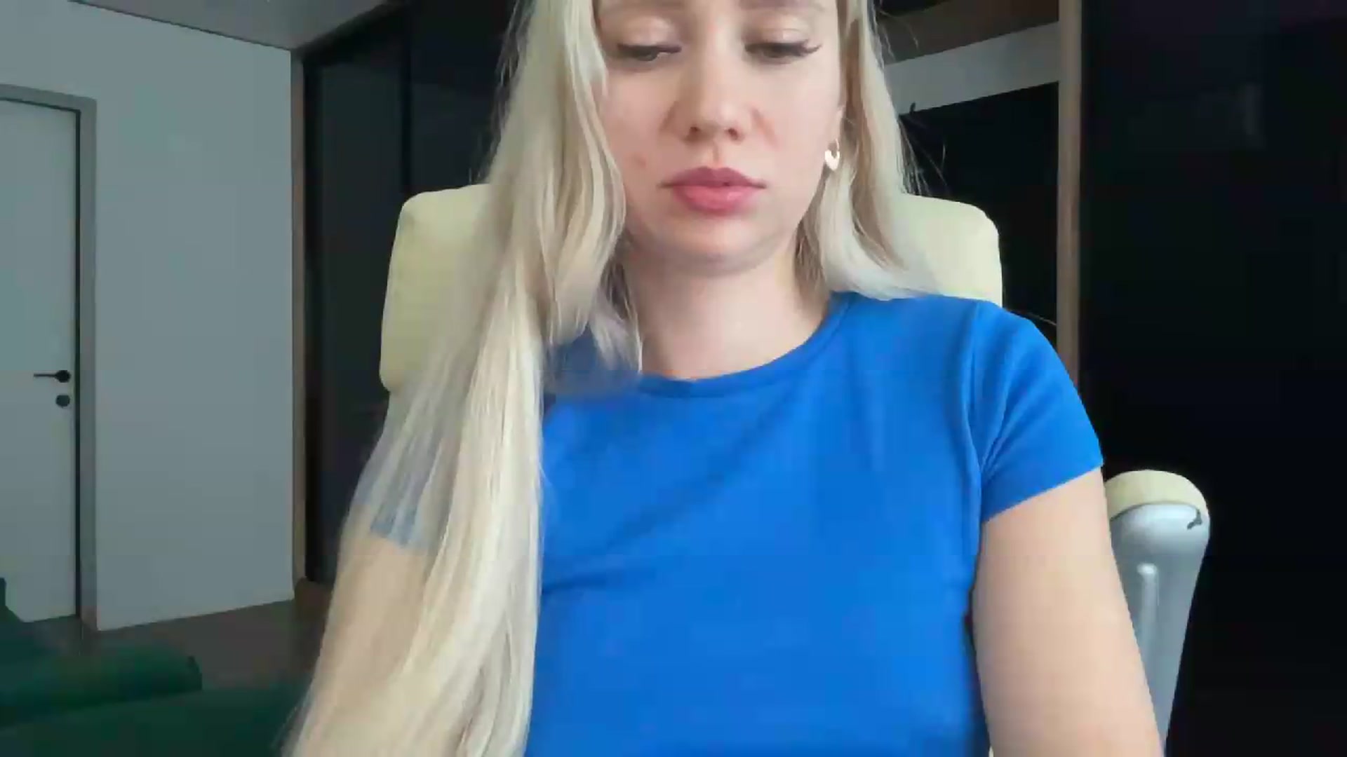 Gallery image thumbnail from Miss_Sylvia's myfreecams stream on, 08/29/2026, 17:01 image 4 of 20