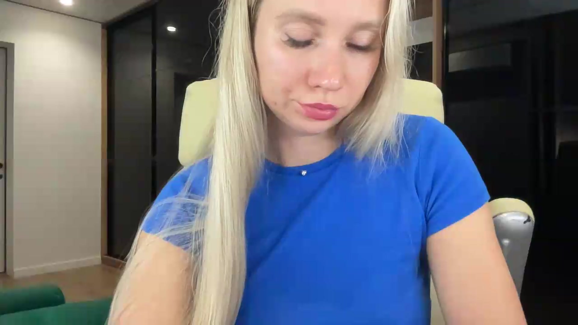 Gallery image thumbnail from Miss_Sylvia's myfreecams stream on, 08/29/2026, 19:58 image 14 of 20