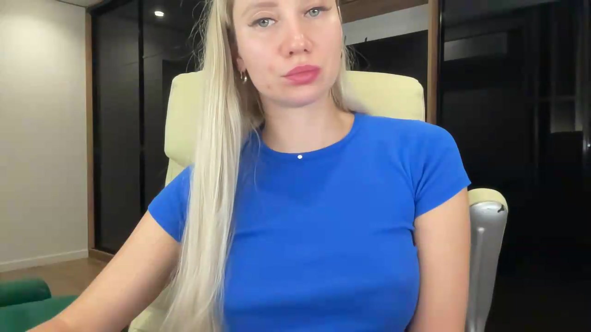 Gallery image thumbnail from Miss_Sylvia's myfreecams stream on, 08/29/2026, 19:58 image 18 of 20