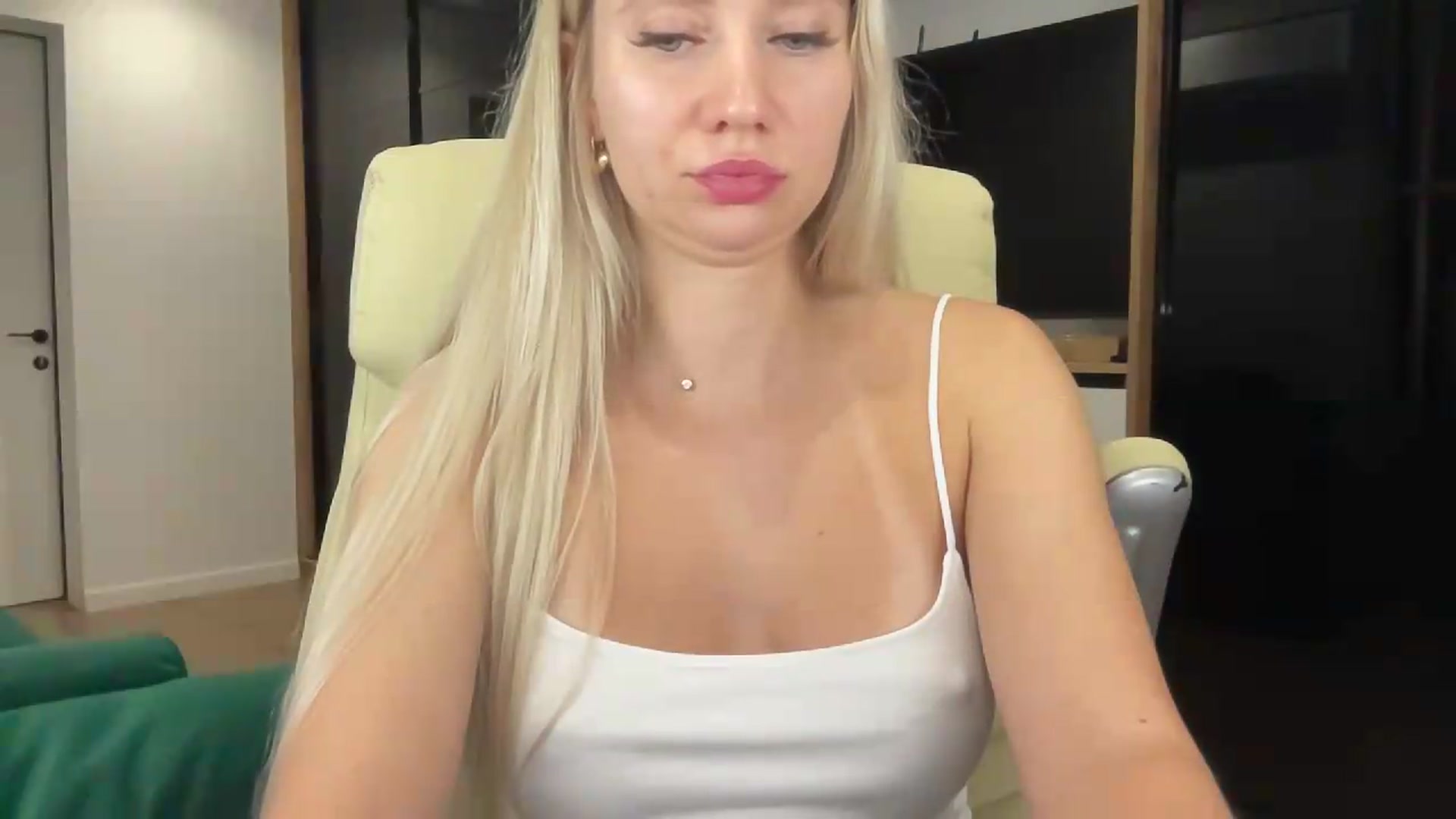 Gallery image thumbnail from Miss_Sylvia's myfreecams stream on, 08/30/2026, 23:03 image 18 of 20