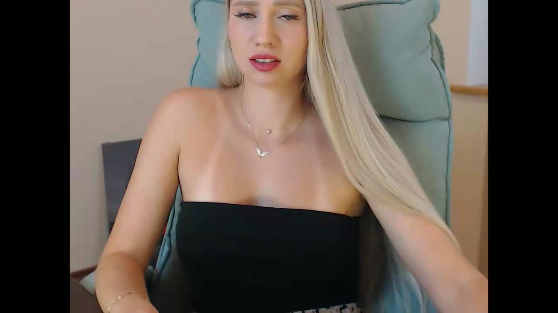 Gallery image thumbnail from Miss_Sylvia's myfreecams stream on, 08/31/2026, 17:25 image 5 of 20