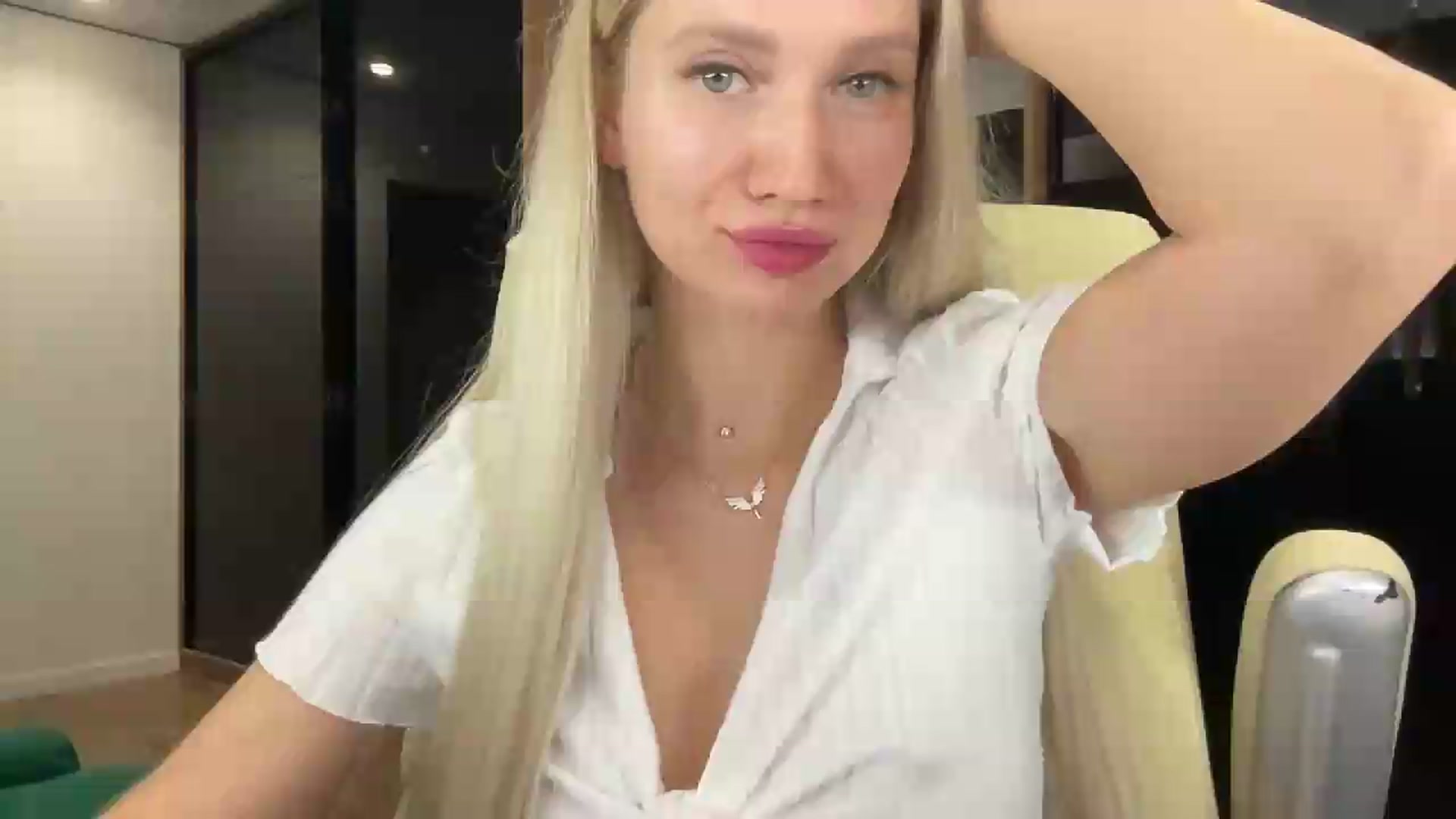 Gallery image thumbnail from Miss_Sylvia's myfreecams stream on, 09/01/2026, 19:04 image 2 of 20