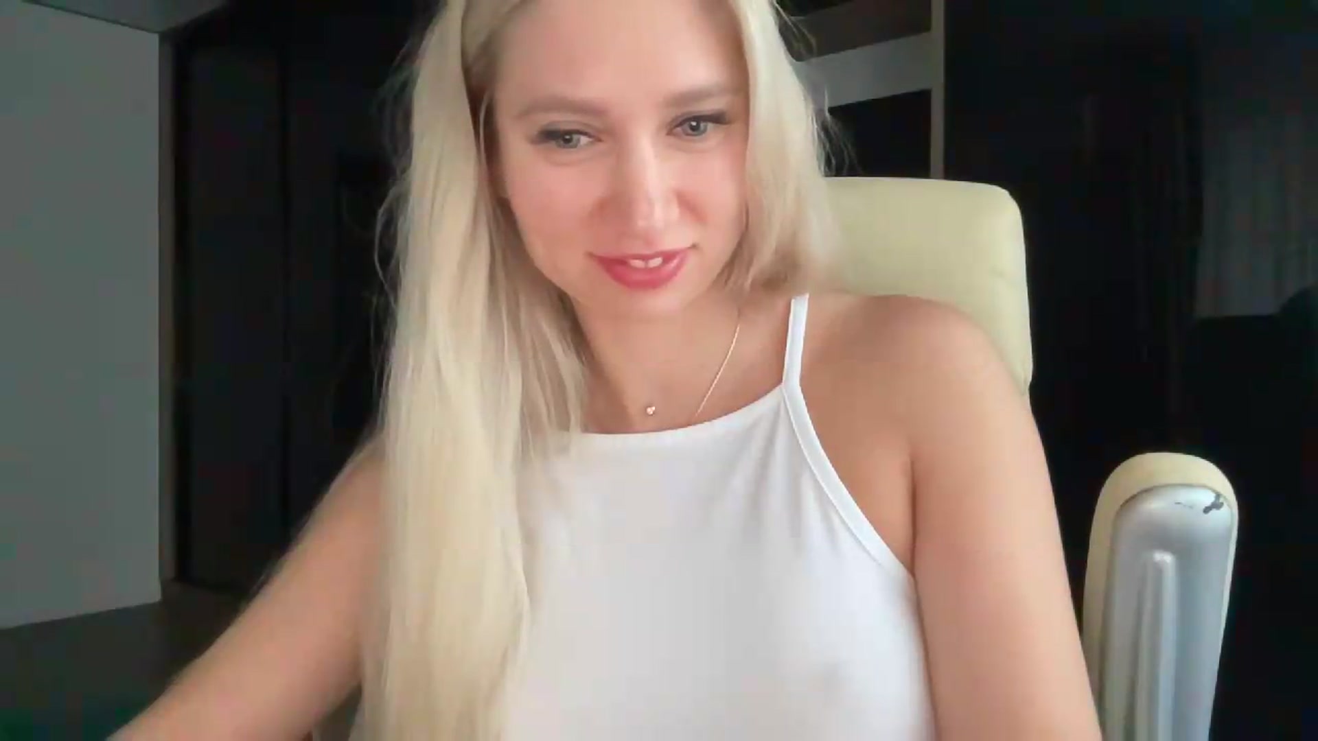 Gallery image thumbnail from Miss_Sylvia's myfreecams stream on, 09/02/2026, 17:02 image 11 of 20