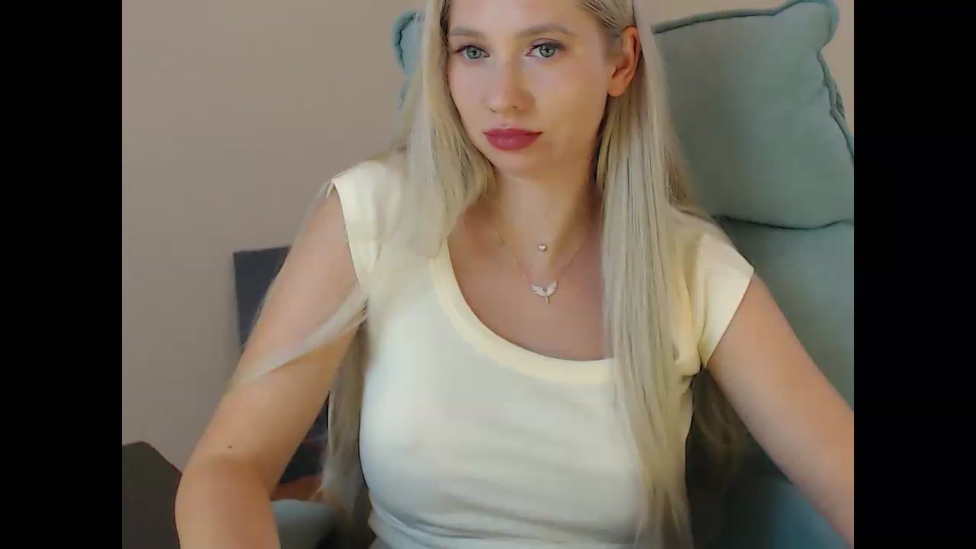 Gallery image thumbnail from Miss_Sylvia's myfreecams stream on, 09/03/2026, 20:18 image 17 of 20