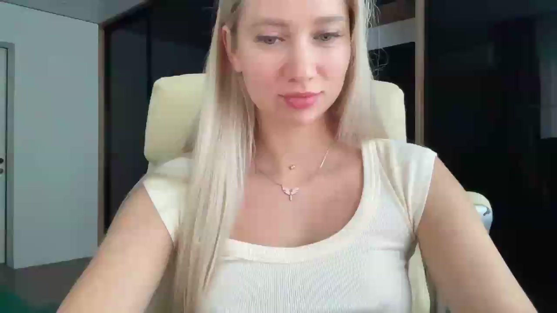 Gallery image thumbnail from Miss_Sylvia's myfreecams stream on, 09/05/2026, 16:16 image 4 of 20