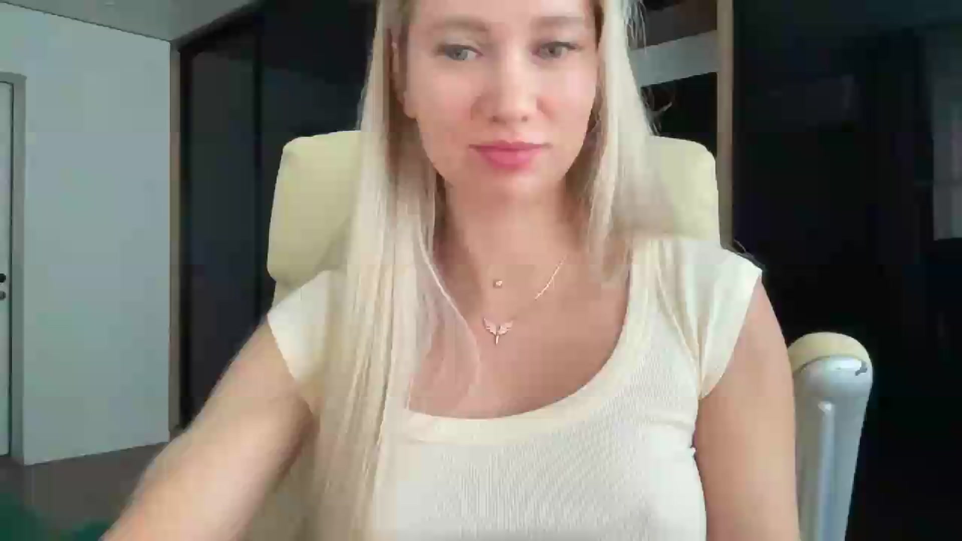 Gallery image thumbnail from Miss_Sylvia's myfreecams stream on, 09/05/2026, 16:16 image 9 of 20