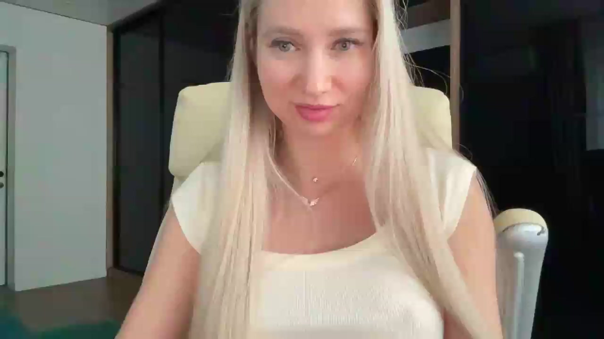 Gallery image thumbnail from Miss_Sylvia's myfreecams stream on, 09/05/2026, 16:16 image 17 of 20