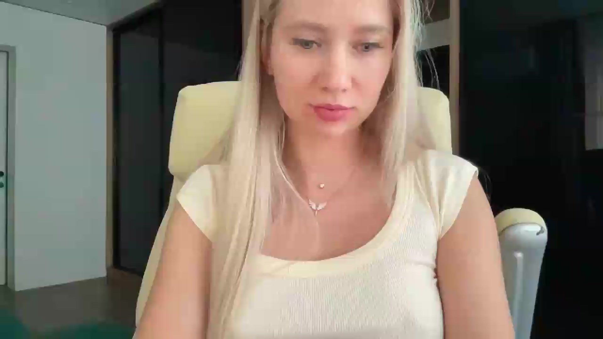 Gallery image thumbnail from Miss_Sylvia's myfreecams stream on, 09/05/2026, 16:16 image 13 of 20