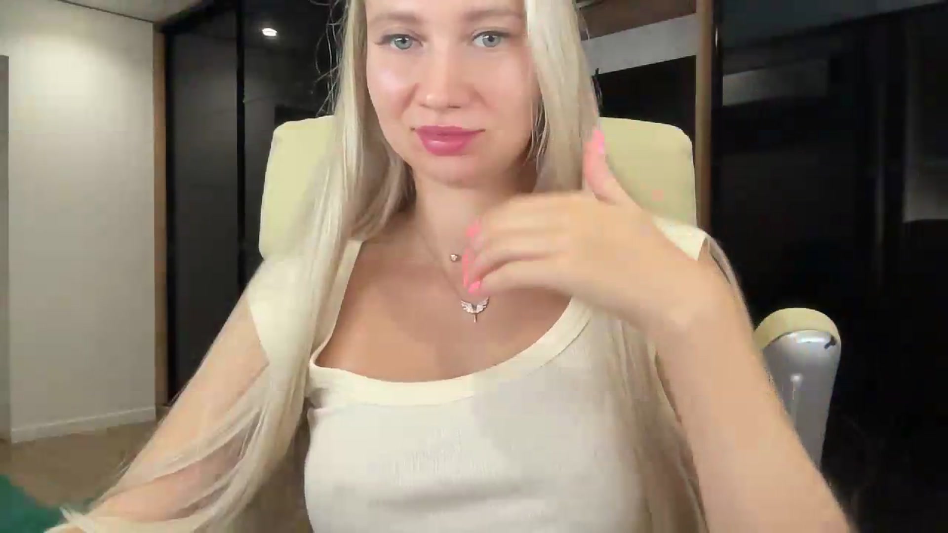 Gallery image thumbnail from Miss_Sylvia's myfreecams stream on, 09/05/2026, 17:26 image 2 of 20