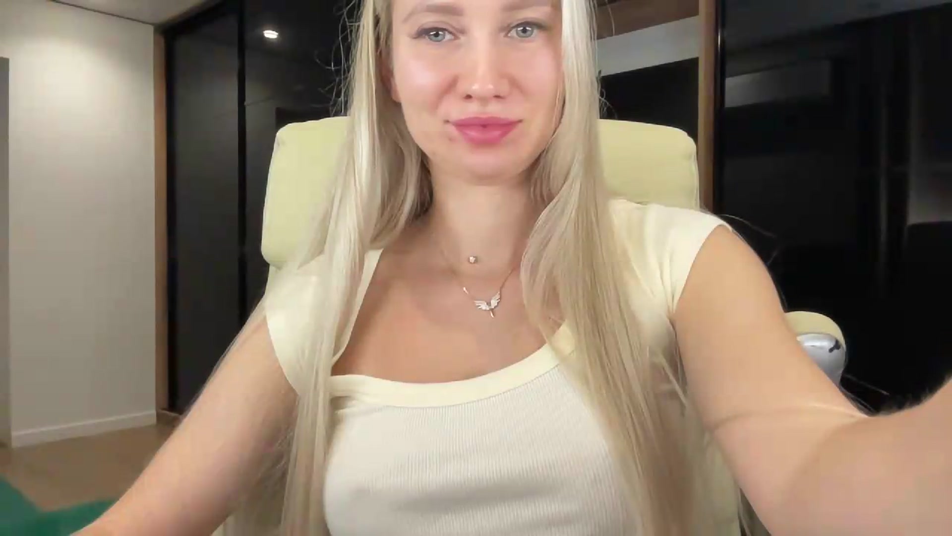 Gallery image thumbnail from Miss_Sylvia's myfreecams stream on, 09/05/2026, 17:26 image 6 of 20