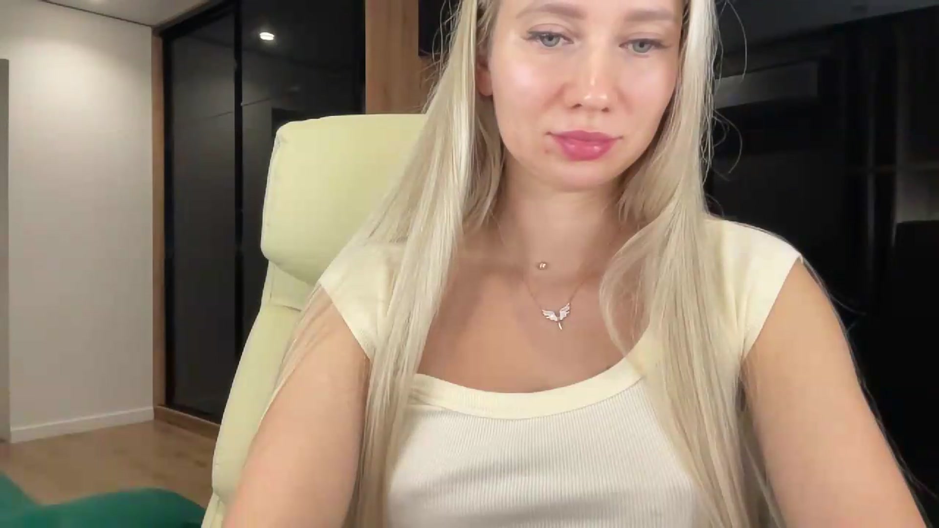 Gallery image thumbnail from Miss_Sylvia's myfreecams stream on, 09/05/2026, 17:26 image 7 of 20