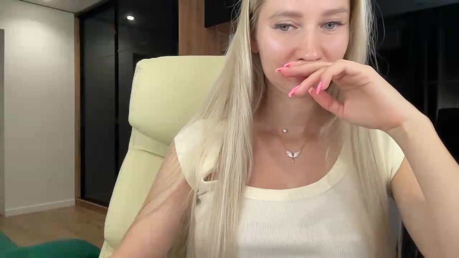 Gallery image thumbnail from Miss_Sylvia's myfreecams stream on, 09/05/2026, 17:26 image 10 of 20