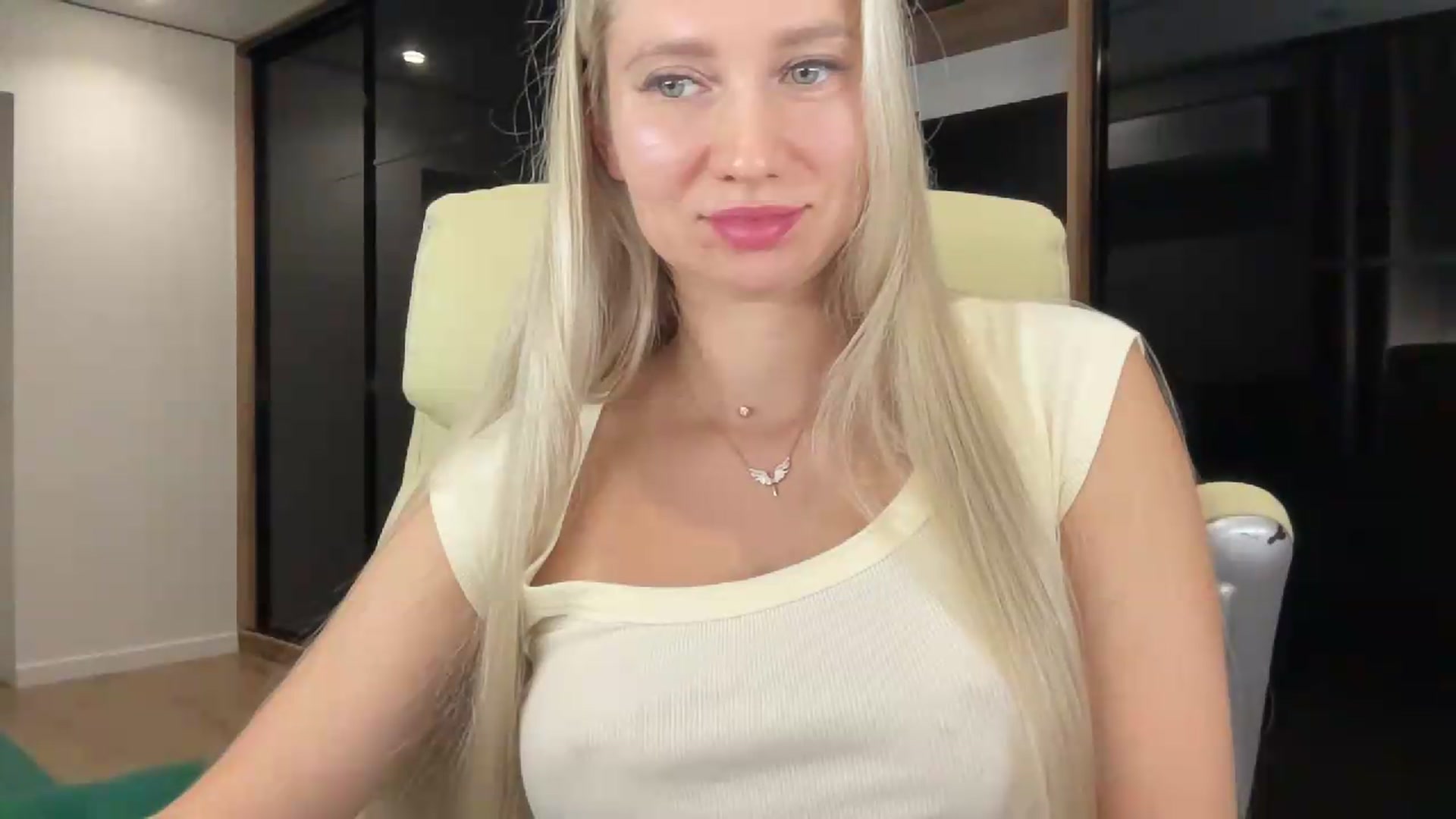 Gallery image thumbnail from Miss_Sylvia's myfreecams stream on, 09/05/2026, 17:26 image 8 of 20