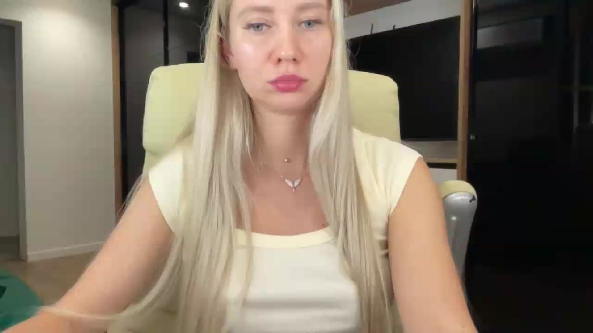Gallery image thumbnail from Miss_Sylvia's myfreecams stream on, 09/05/2026, 19:50 image 9 of 20
