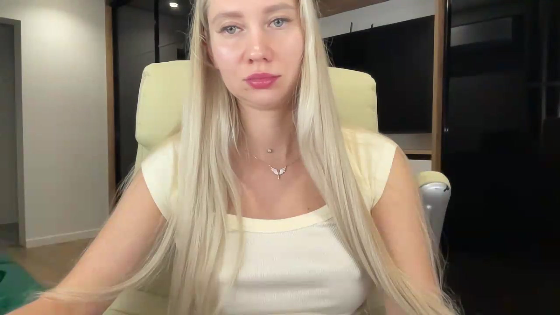 Gallery image thumbnail from Miss_Sylvia's myfreecams stream on, 09/05/2026, 19:50 image 8 of 20
