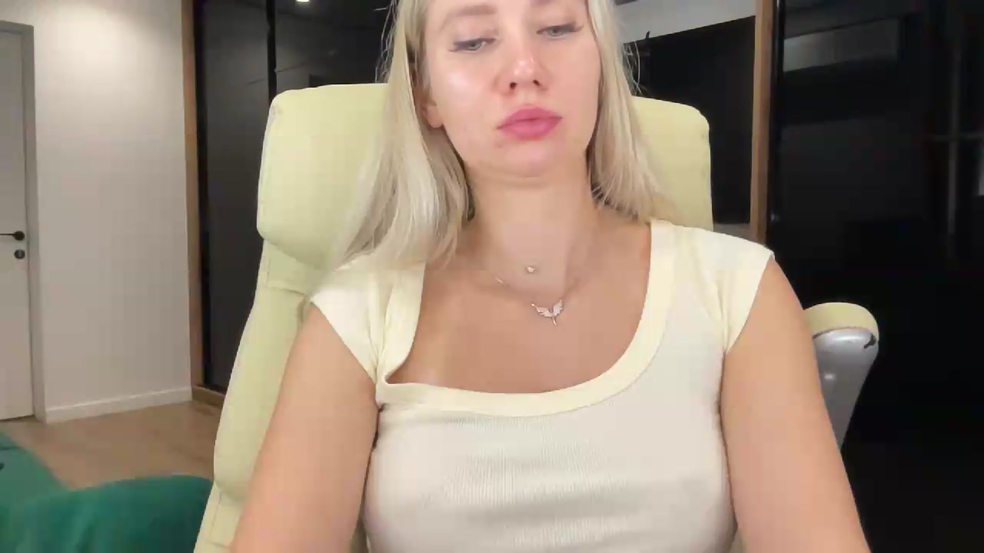 Gallery image thumbnail from Miss_Sylvia's myfreecams stream on, 09/05/2026, 21:39 image 12 of 20