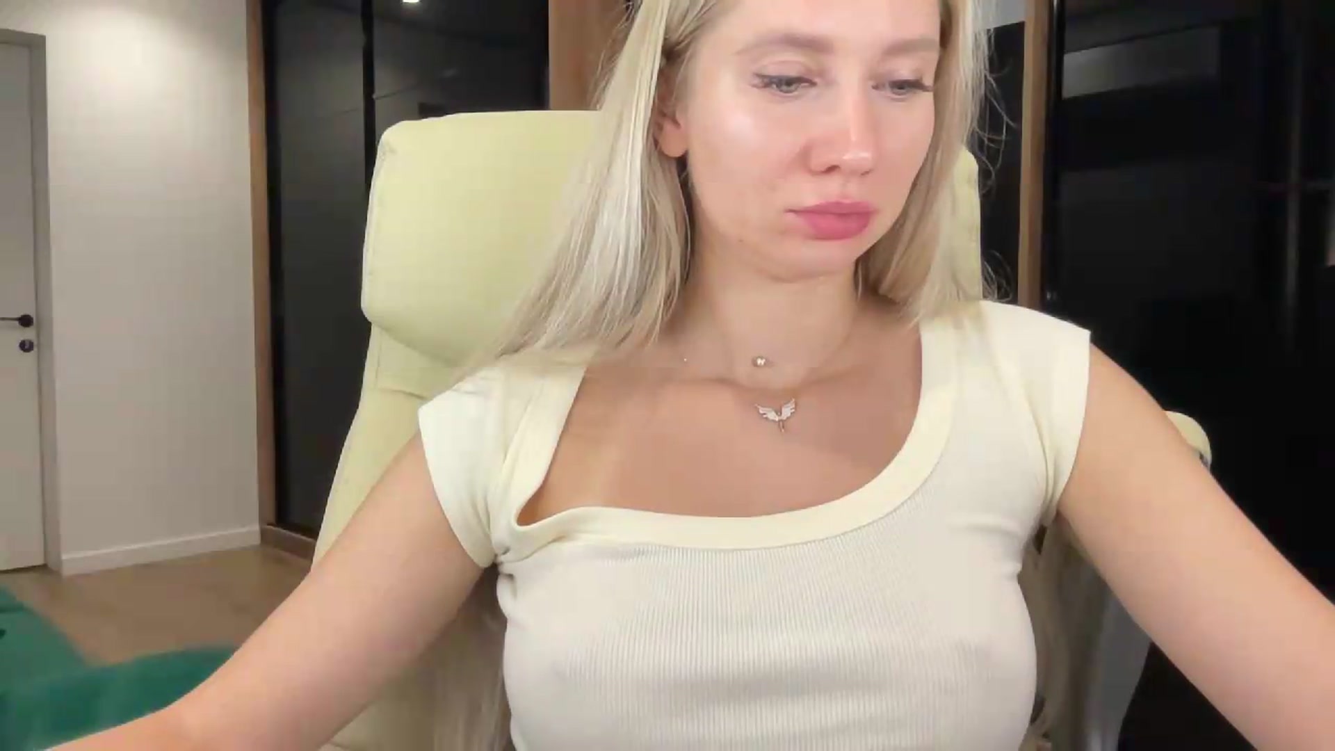 Gallery image thumbnail from Miss_Sylvia's myfreecams stream on, 09/05/2026, 21:39 image 20 of 20