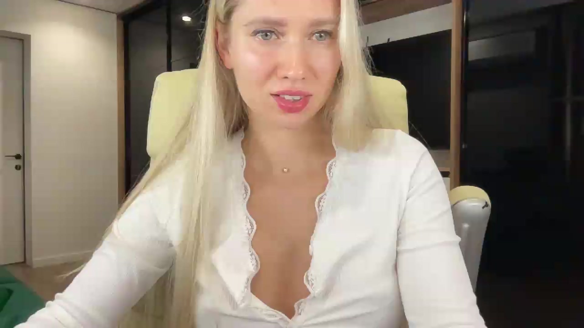Gallery image thumbnail from Miss_Sylvia's myfreecams stream on, 09/06/2026, 23:10 image 1 of 20