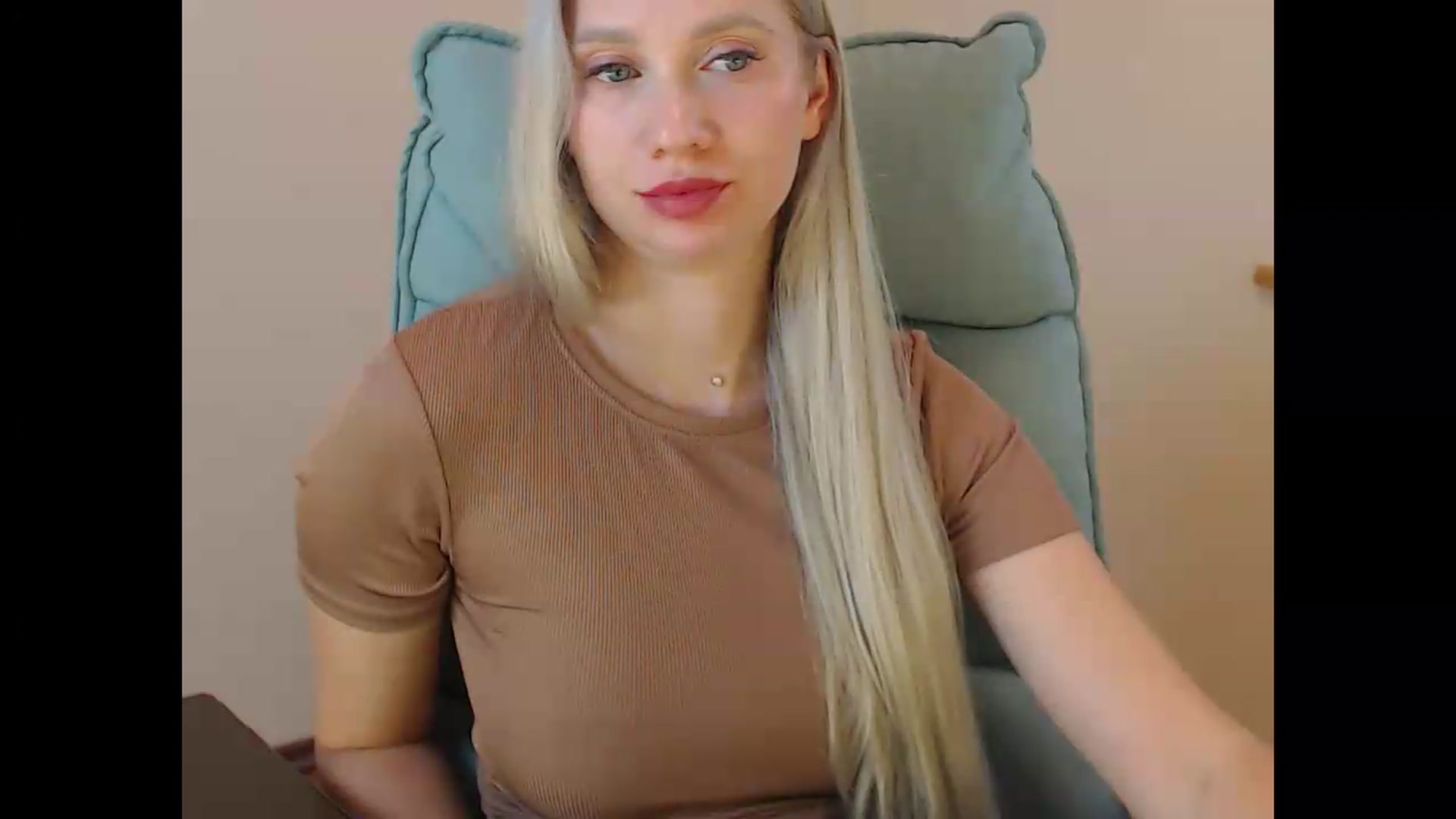 Gallery image thumbnail from Miss_Sylvia's myfreecams stream on, 09/09/2026, 17:29 image 15 of 20